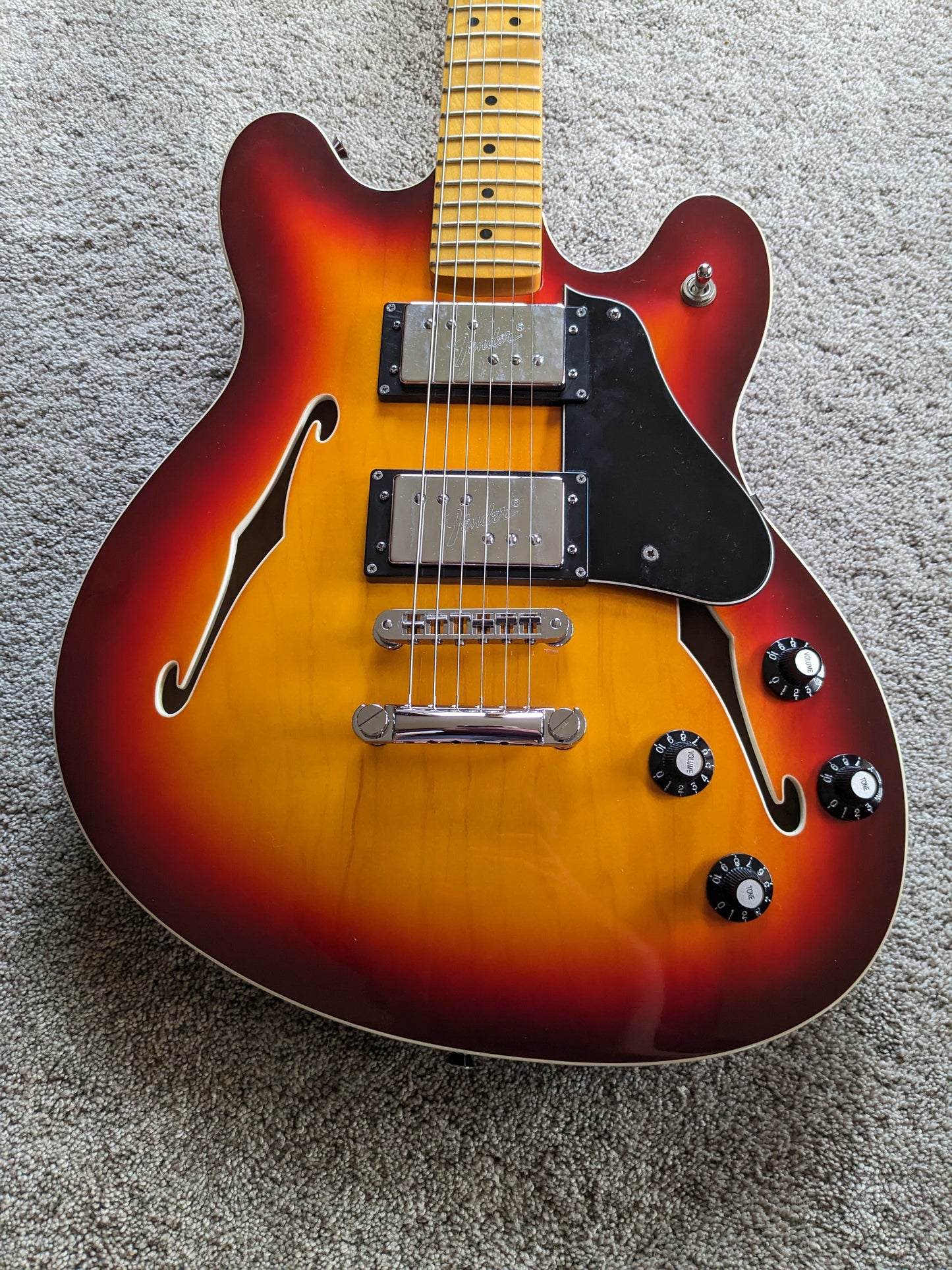 Fender Modern Player Starcaster Guitar- 2014 - 2017 - Aged Cherry Burst