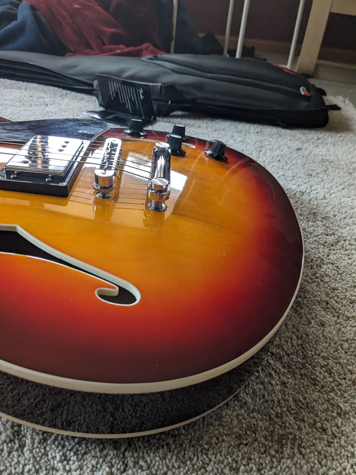 Fender Modern Player Starcaster Guitar- 2014 - 2017 - Aged Cherry Burst