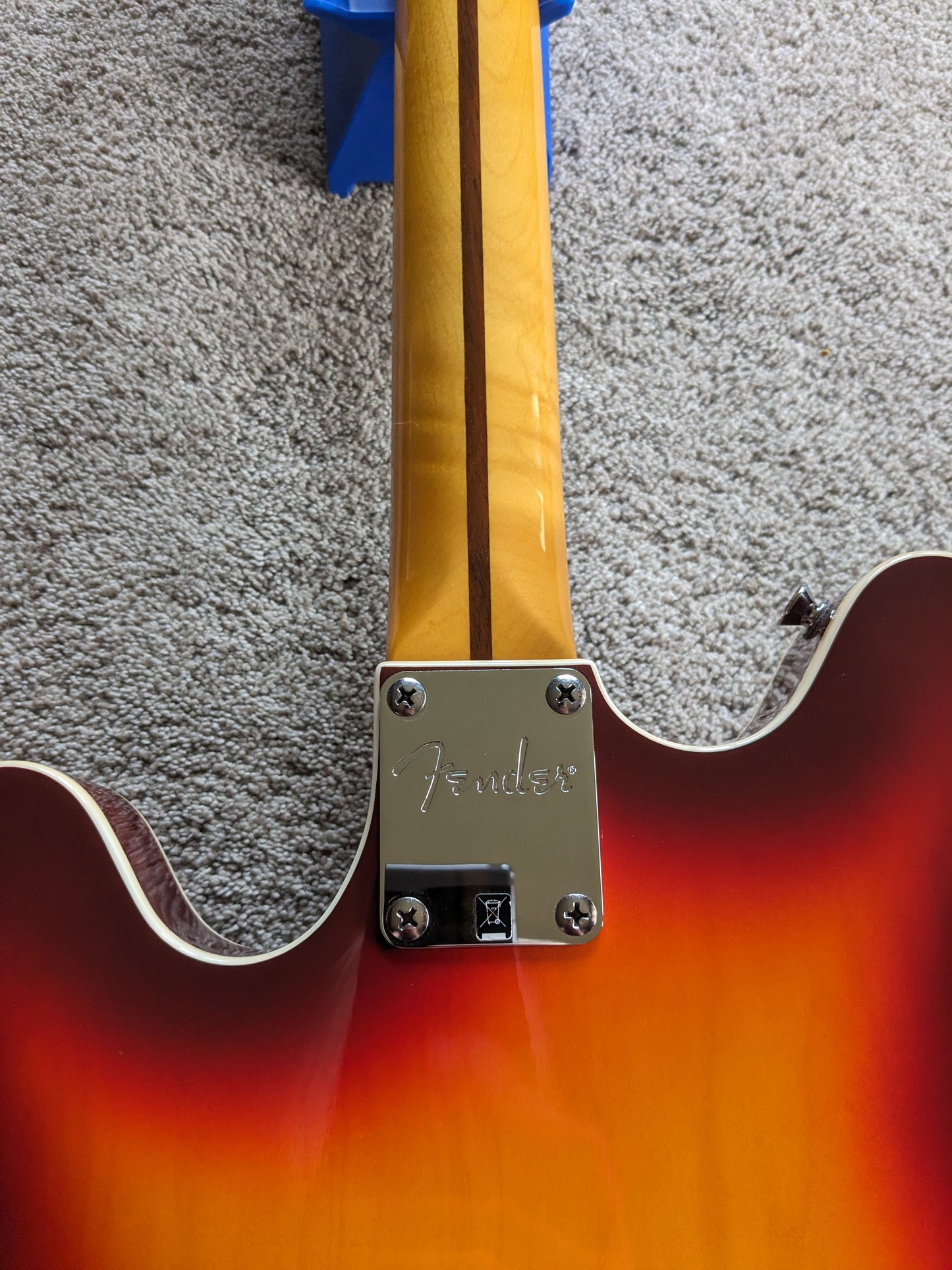 Fender Modern Player Starcaster Guitar- 2014 - 2017 - Aged Cherry Burst