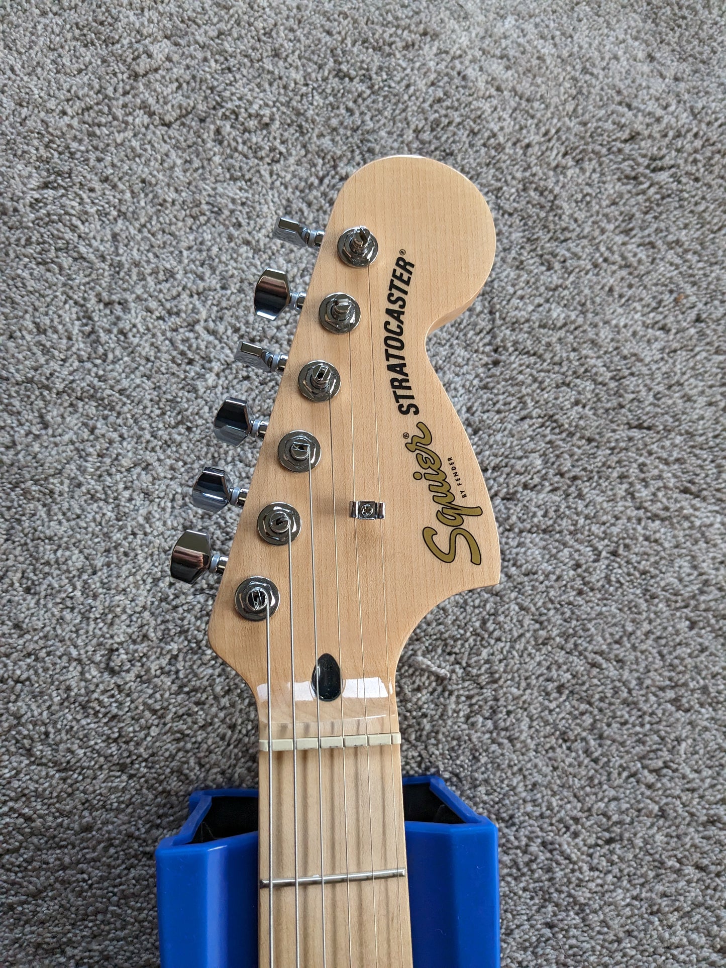 Squier Affinity Series Stratocaster with Maple Fretboard 2021 - Present - Black