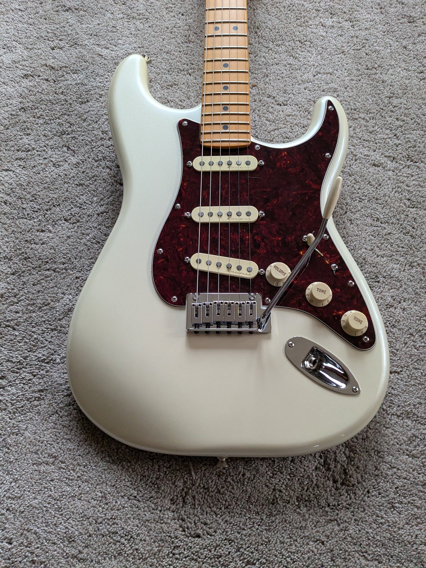 Fender Player Plus Stratocaster with Maple Fretboard 2021 - Present - Olympic Pearl