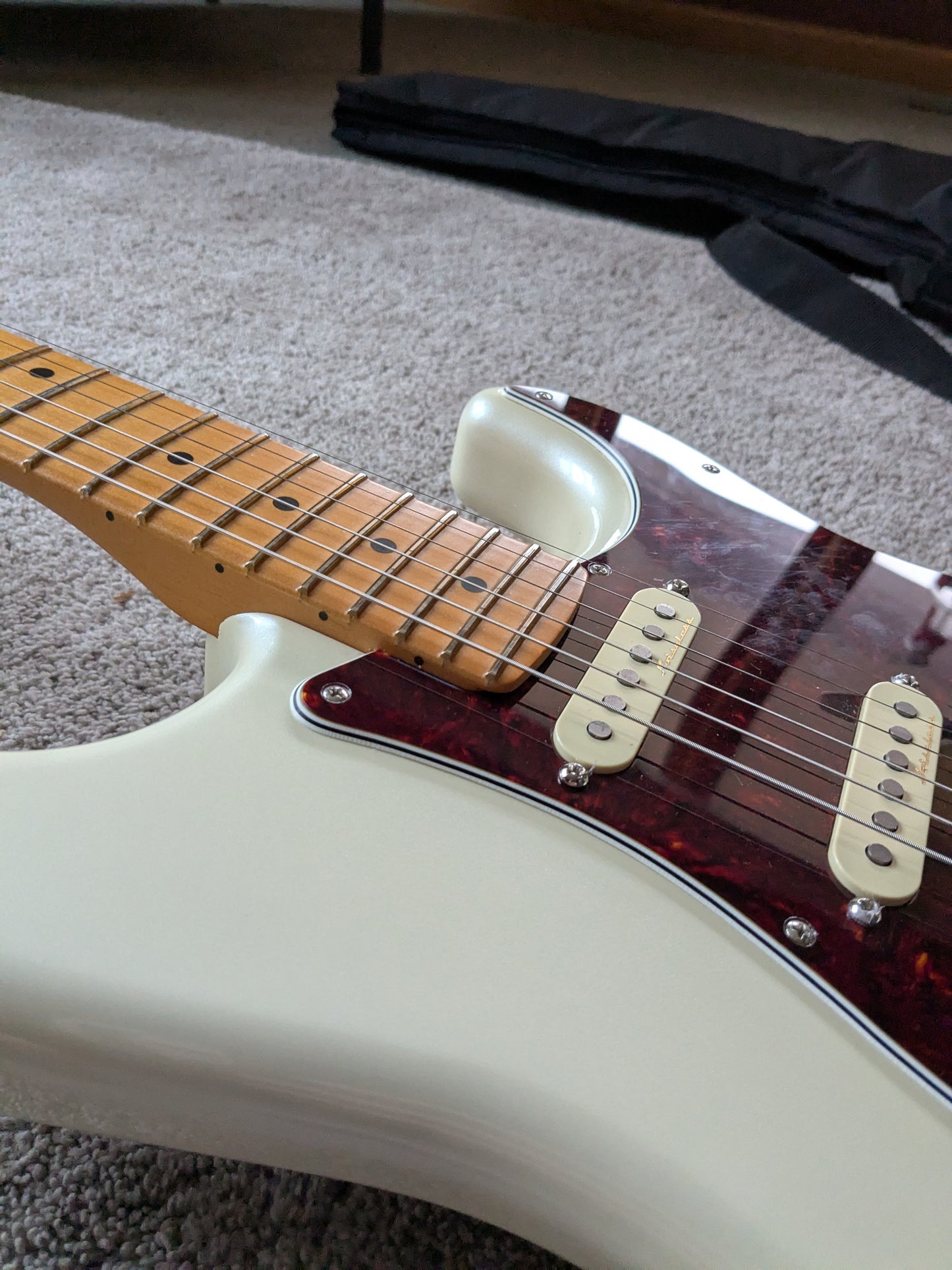 Fender Player Plus Stratocaster with Maple Fretboard 2021 - Present - Olympic Pearl