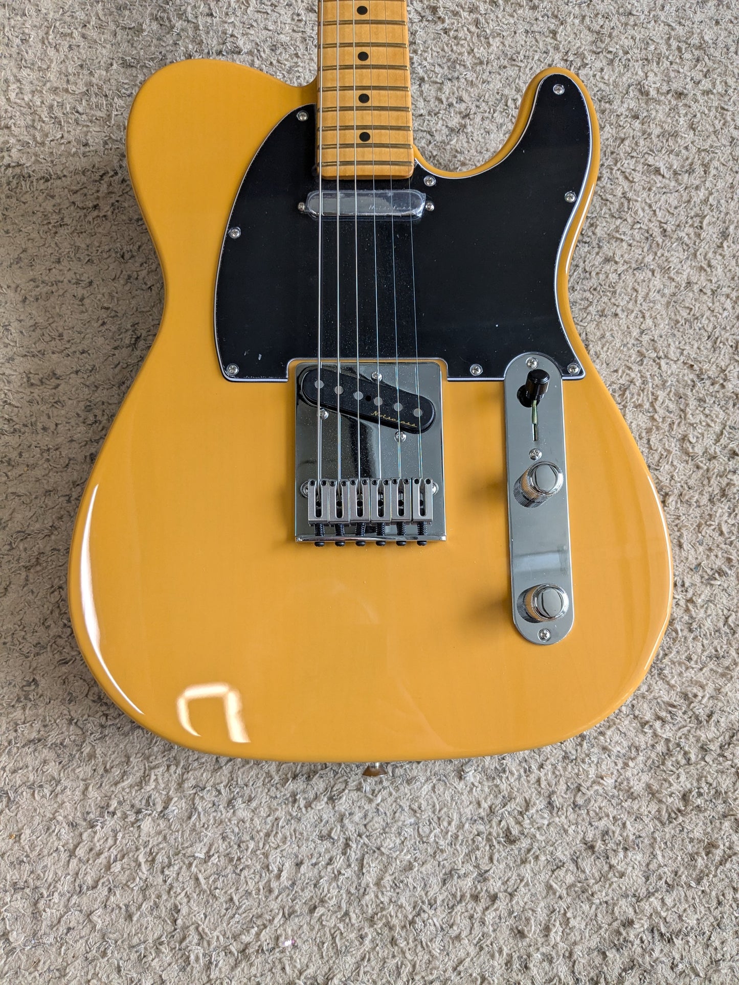 Fender Player Plus Telecaster with Maple Fretboard 2023 - Present - Butterscotch Blonde