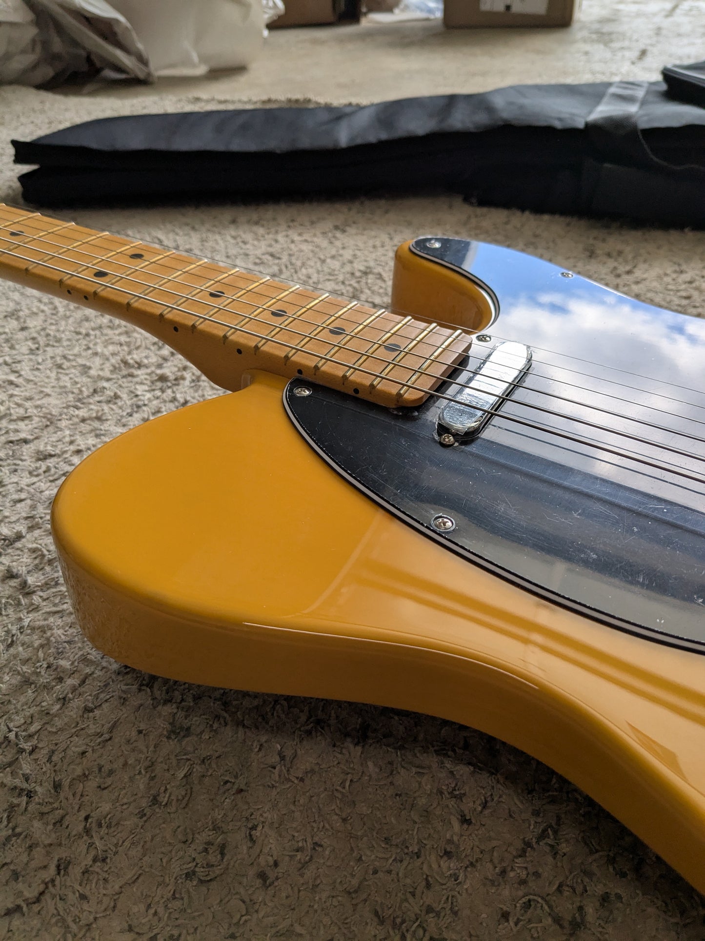 Fender Player Plus Telecaster with Maple Fretboard 2023 - Present - Butterscotch Blonde