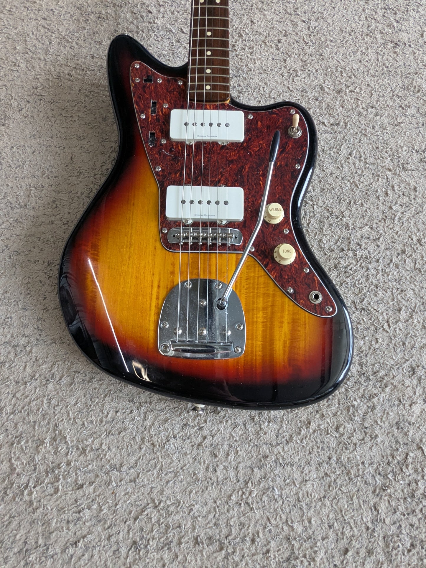 Squier Vintage Modified Jazzmaster with Rosewood Fretboard 2012 - 2017 - 3-Color Sunburst