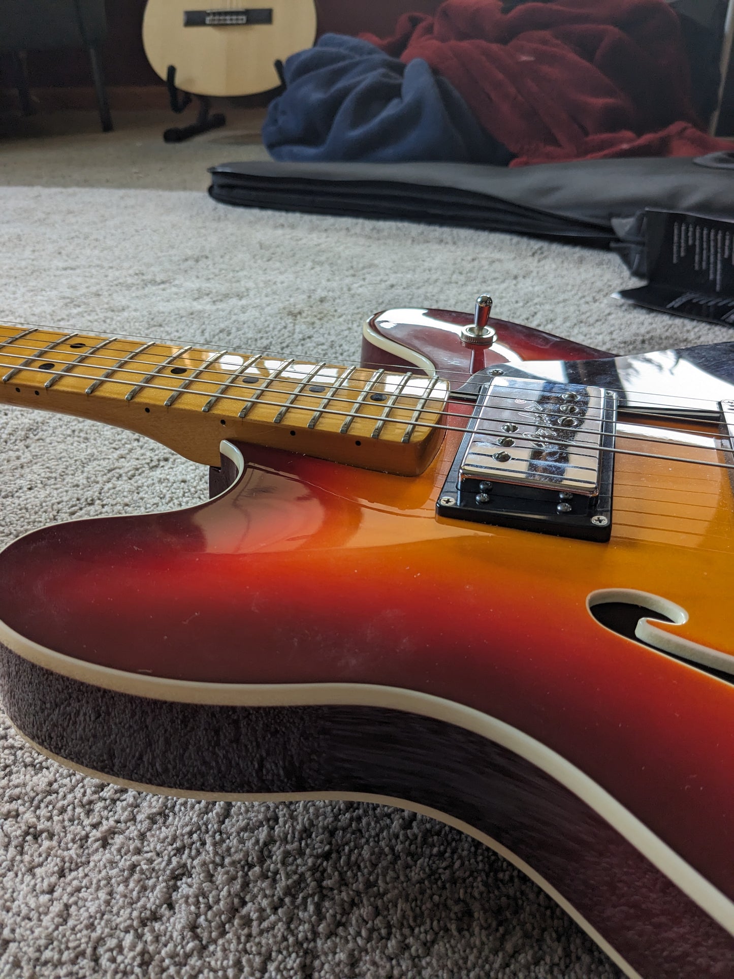 Fender Modern Player Starcaster Guitar- 2014 - 2017 - Aged Cherry Burst