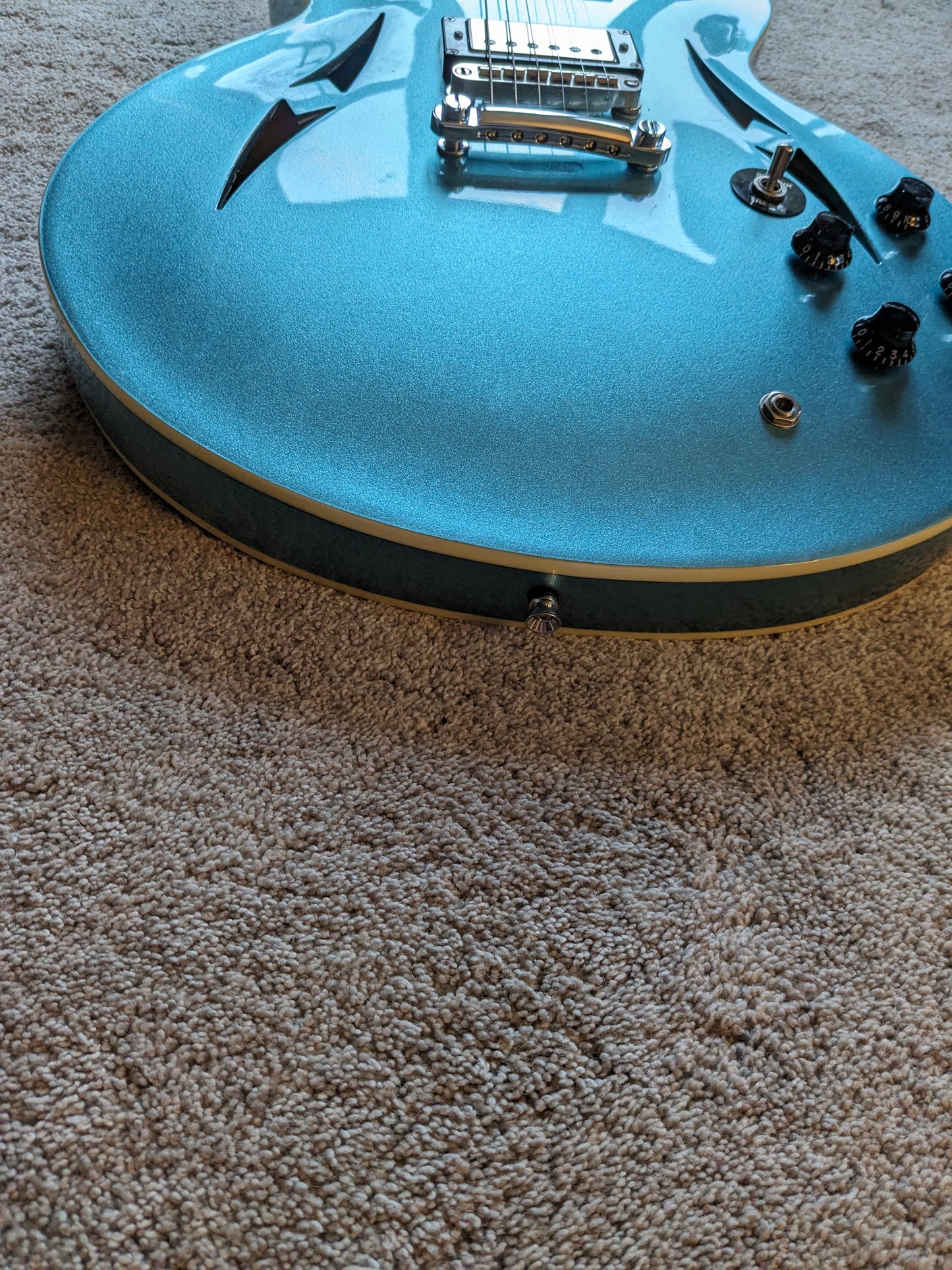 Vintage VSA-540 - 2015 Pelham Blue - Gibson Burstbucker 2 & 3