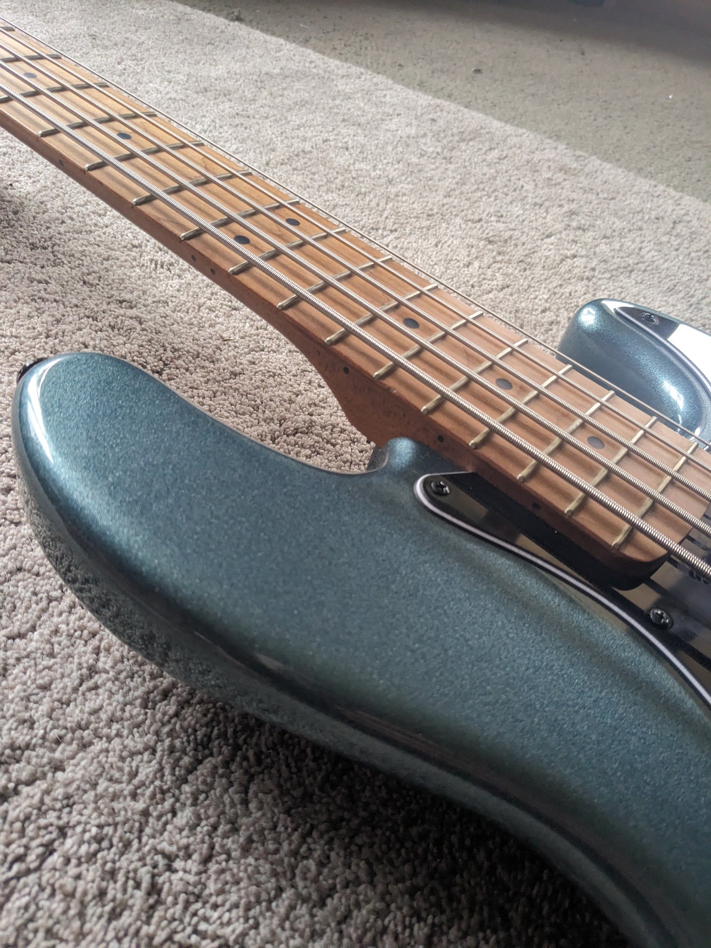 Squier Contemporary Active Jazz Bass V HH with Roasted Maple Neck 2022 - Present - Gunmetal Metallic
