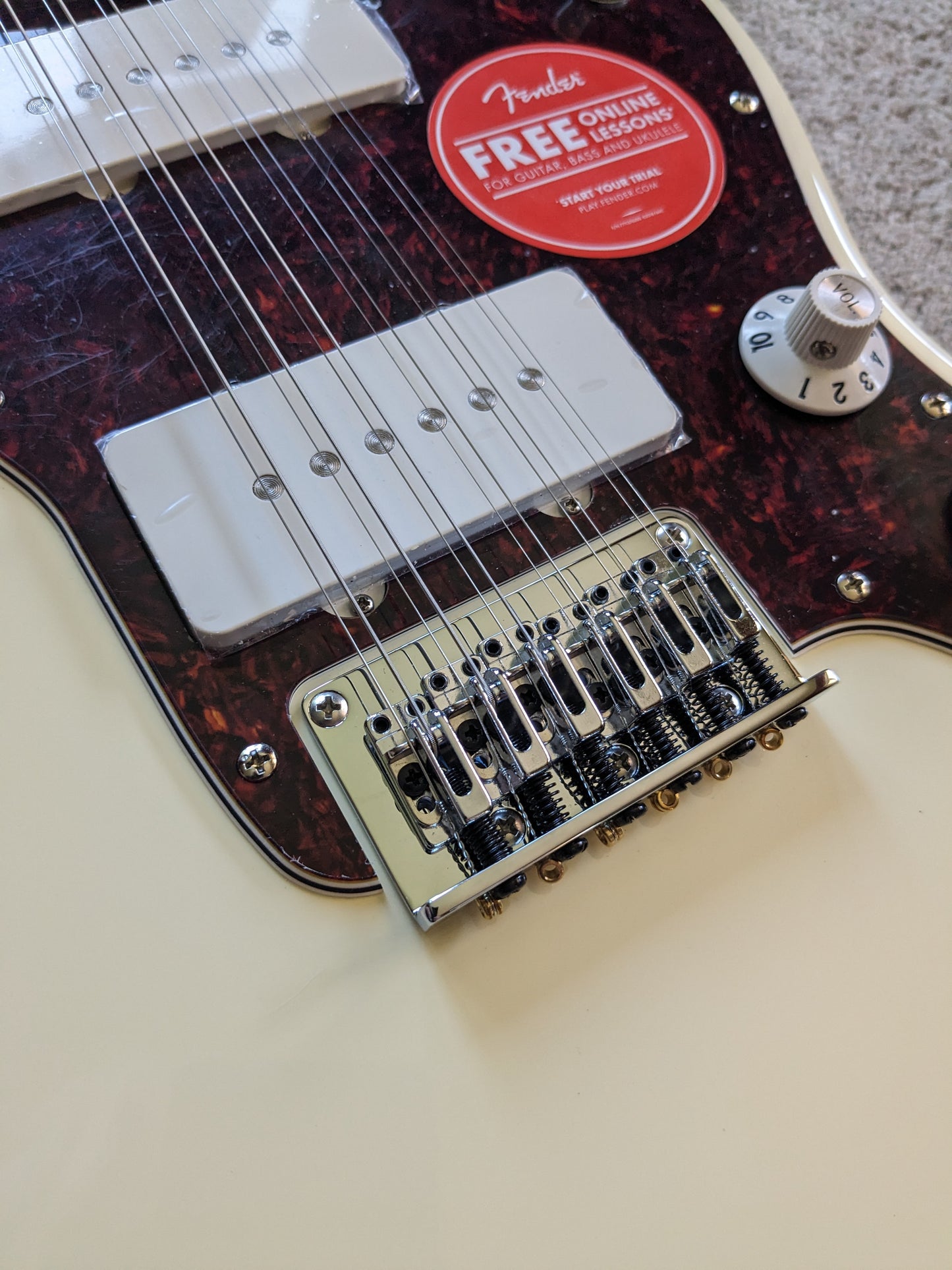 Squier Paranormal Jazzmaster XII 2023 - Present - Olympic White