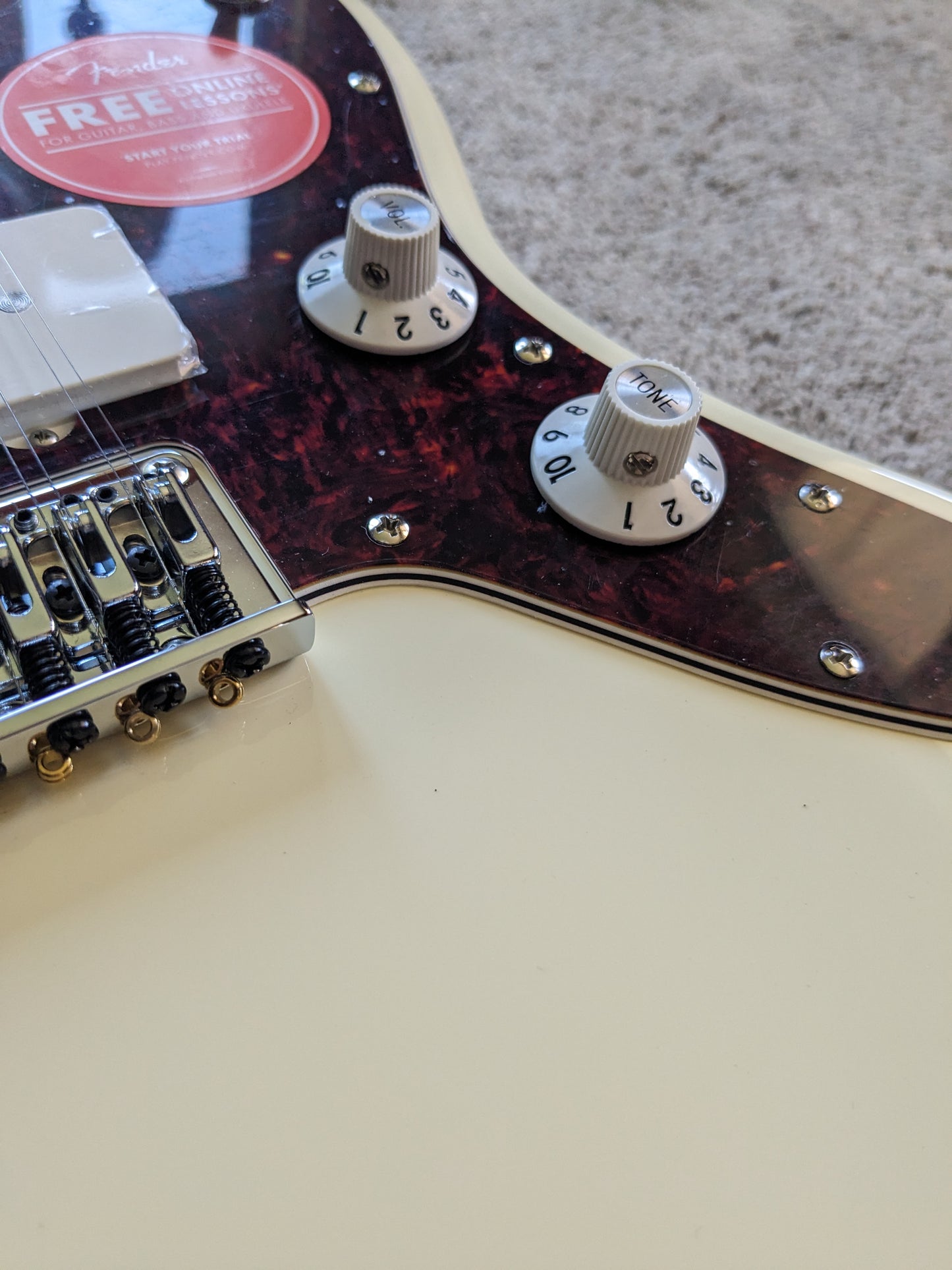 Squier Paranormal Jazzmaster XII 2023 - Present - Olympic White