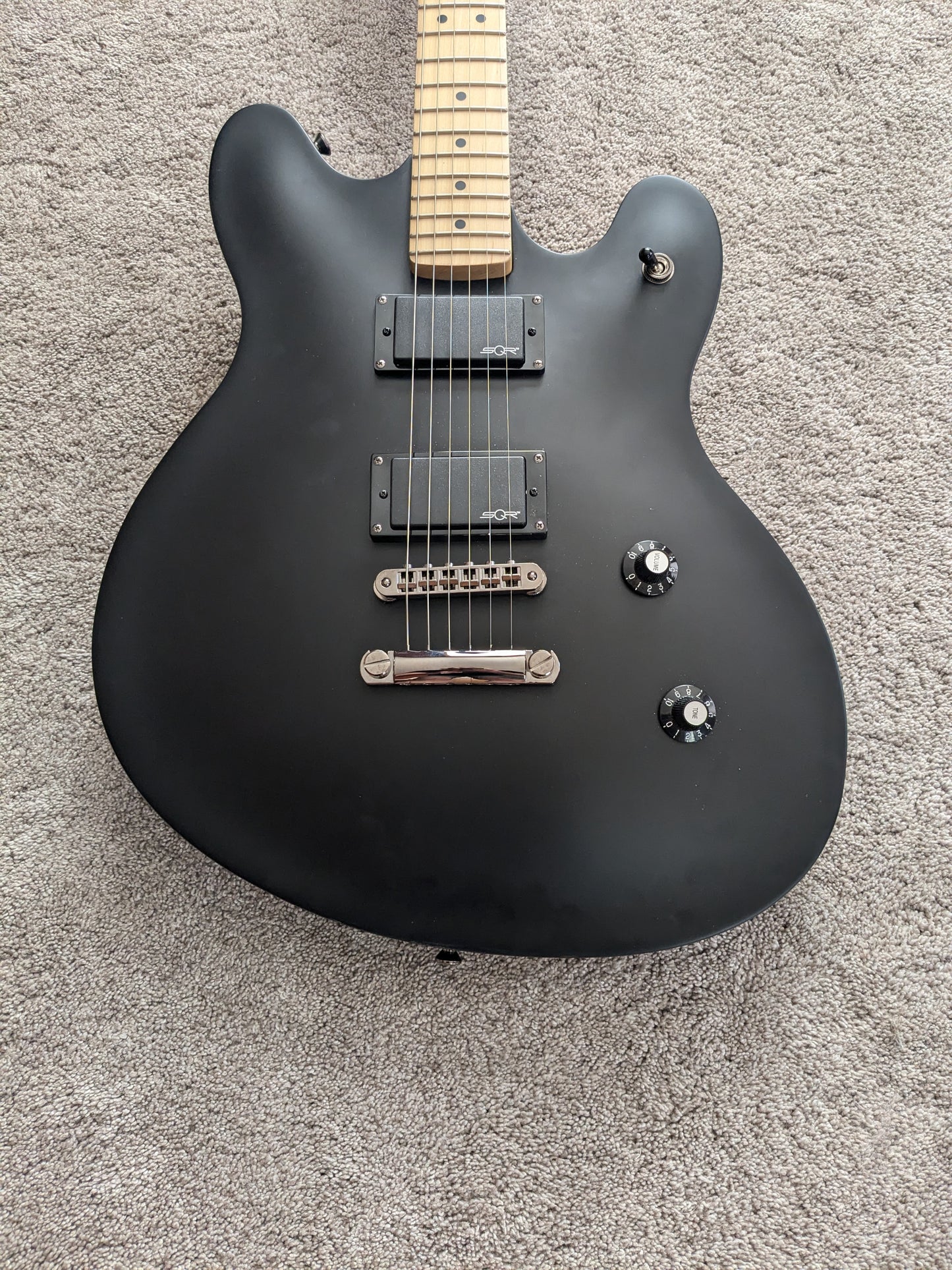 Squier Contemporary Active Starcaster 2019 - Present - Black
