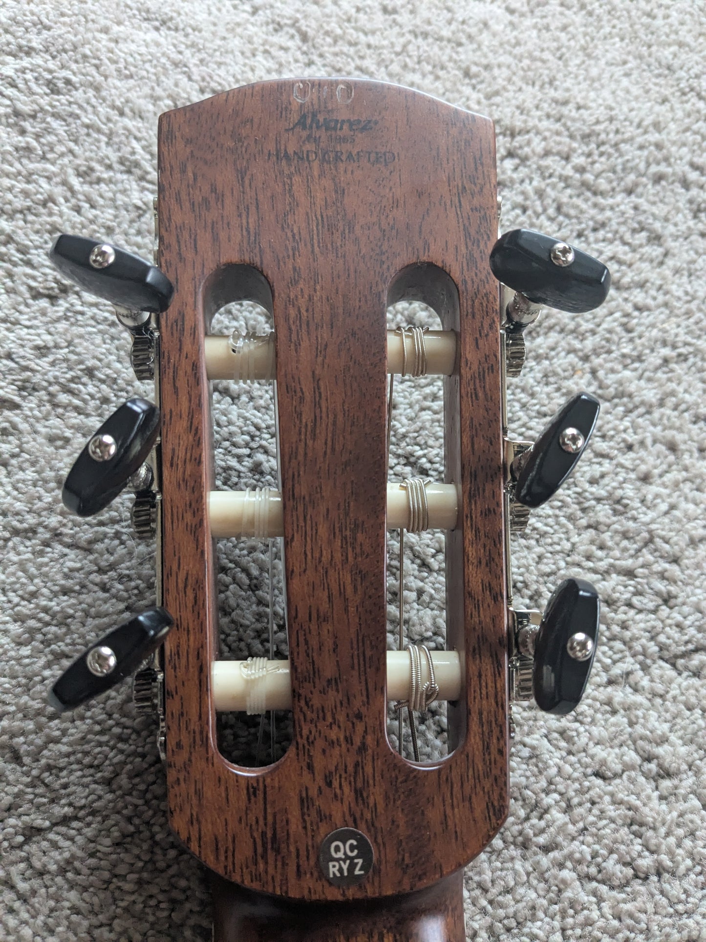 Alvarez AC70 Classical 2020s - Natural