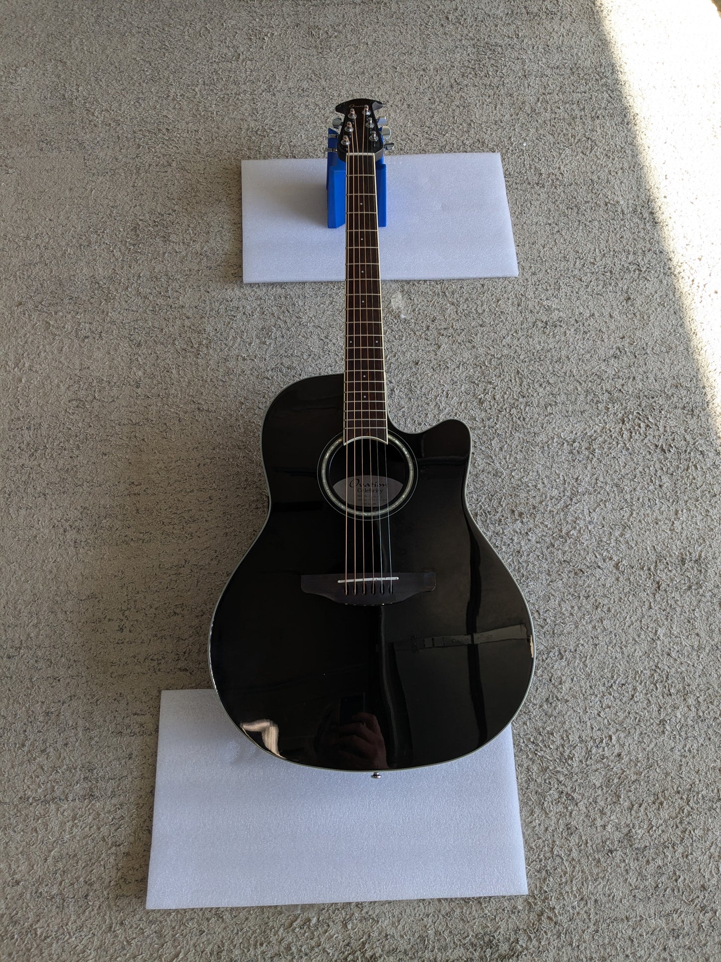 Ovation CS24 Celebrity Standard 2010s - Black