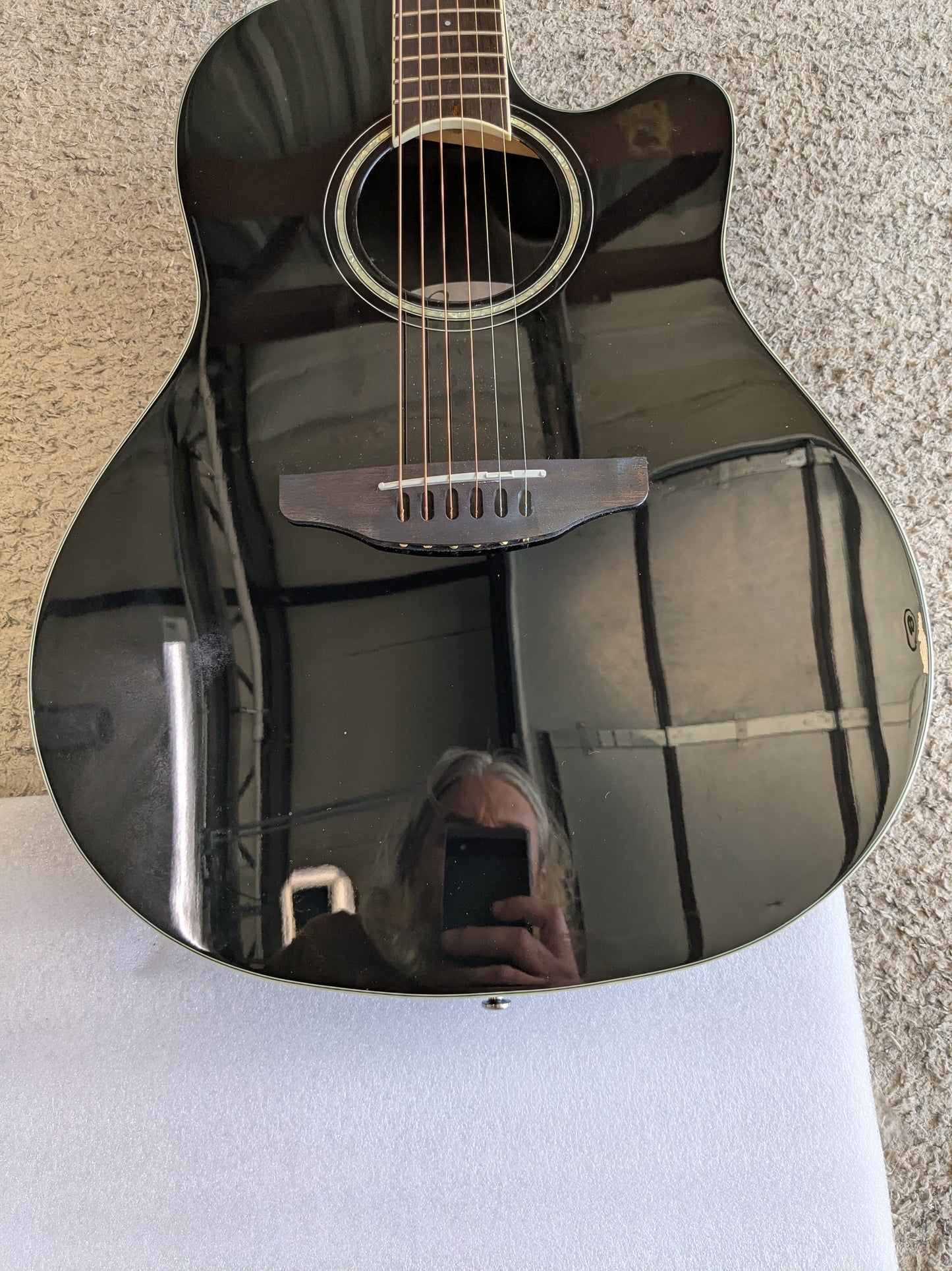 Ovation CS24 Celebrity Standard 2010s - Black