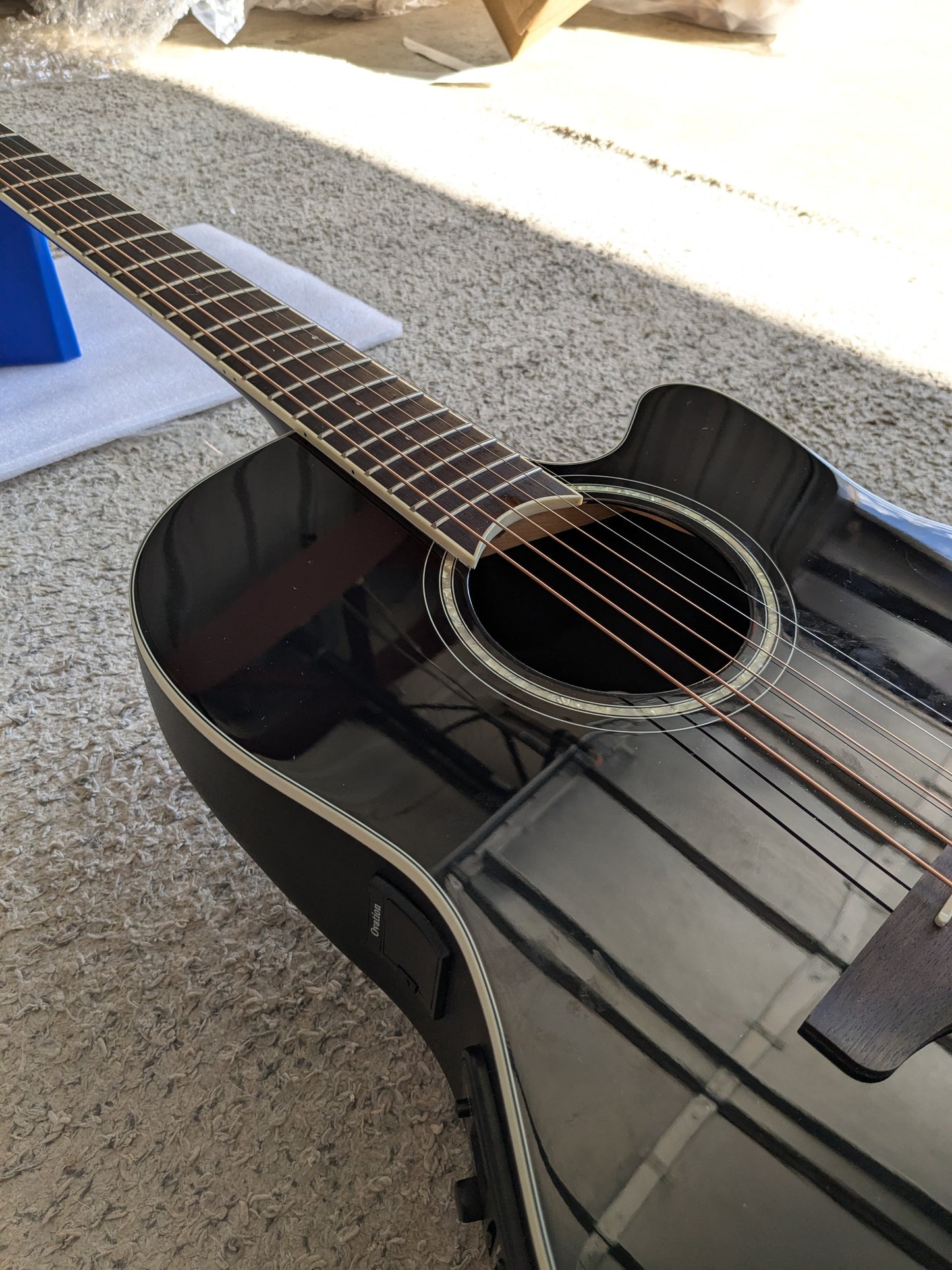 Ovation CS24 Celebrity Standard 2010s - Black