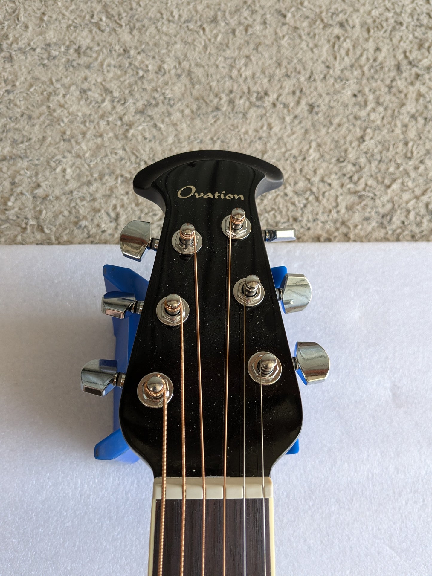 Ovation CS24 Celebrity Standard 2010s - Black
