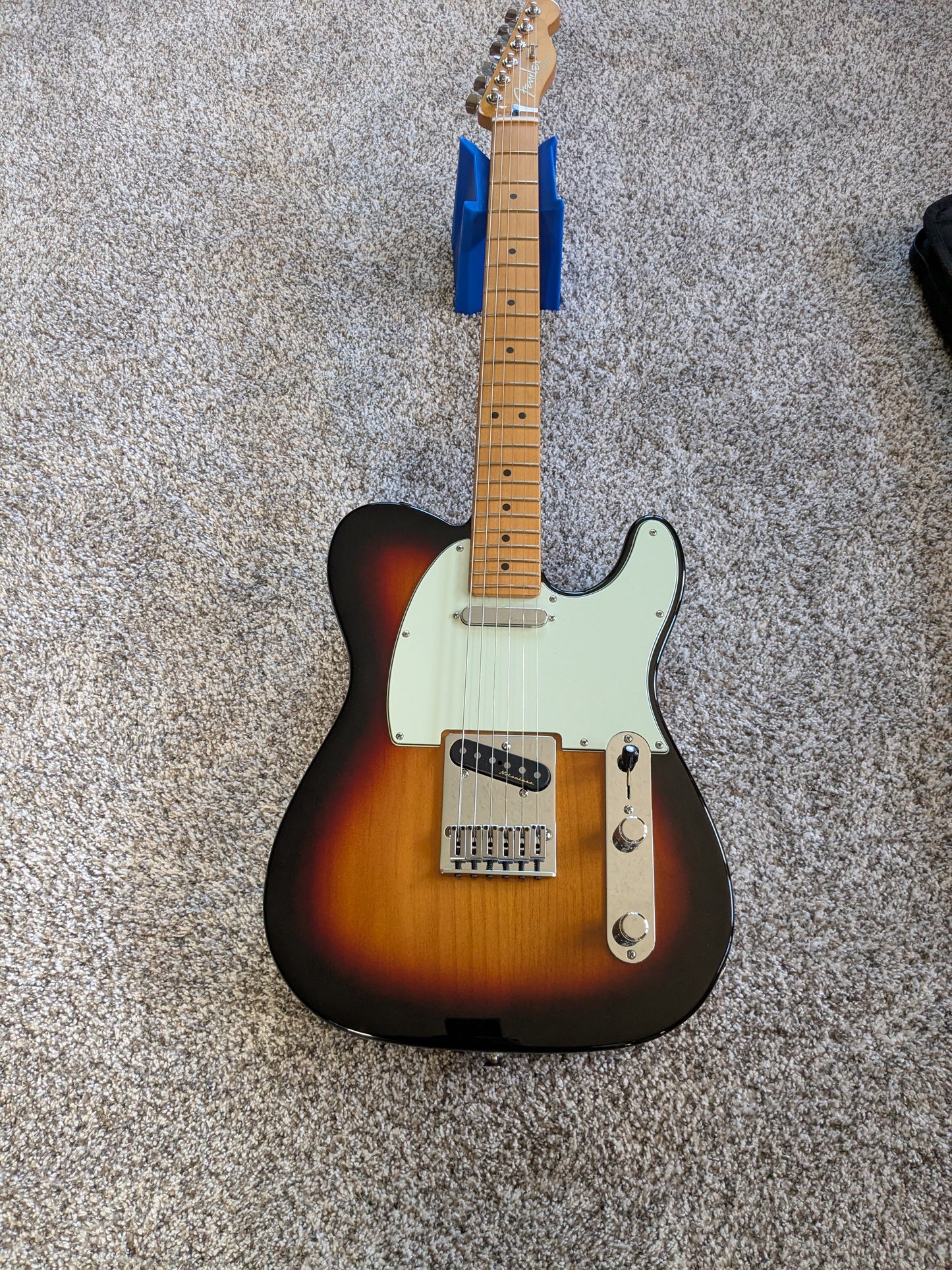 Fender Player Plus Telecaster with Maple Fretboard 2021 - Present - 3-Color Sunburst