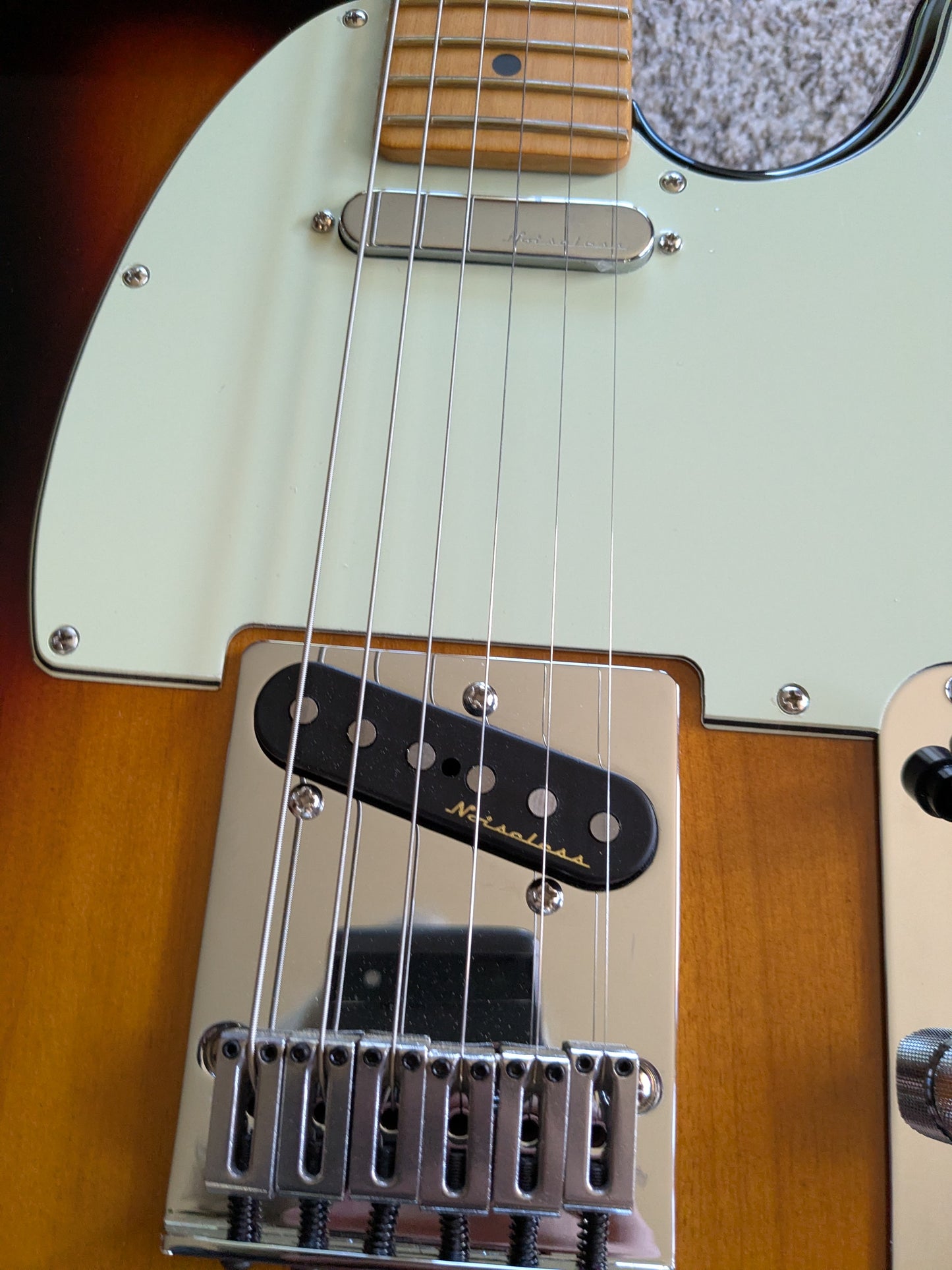 Fender Player Plus Telecaster with Maple Fretboard 2021 - Present - 3-Color Sunburst