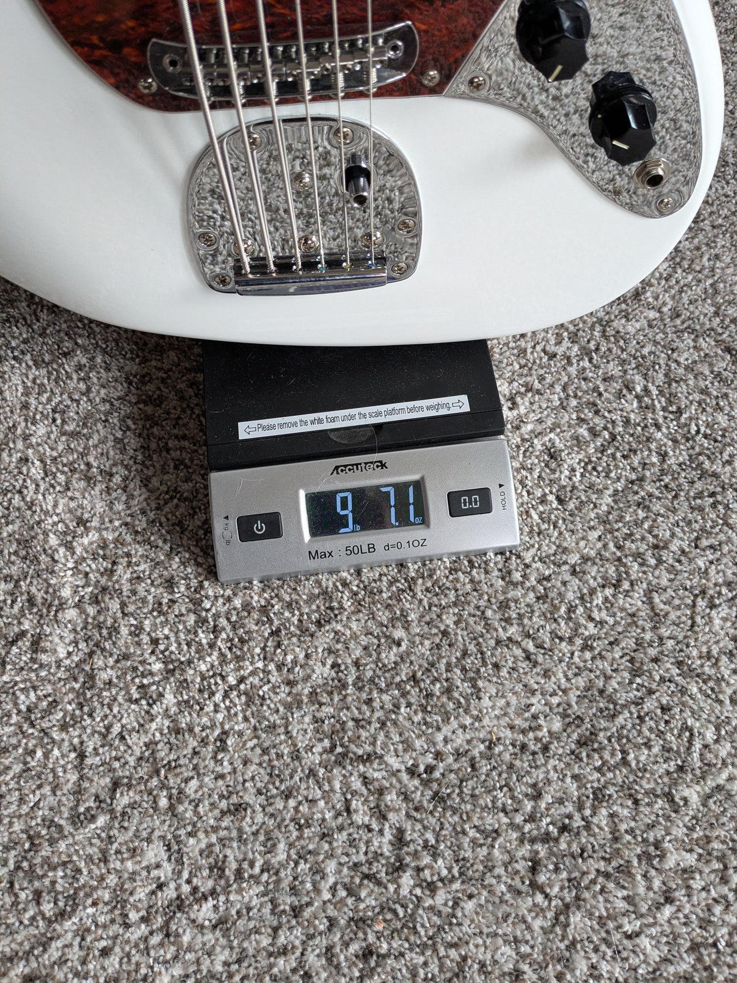 Squier Vintage Modified Bass VI 2014 - 2018 - Olympic White