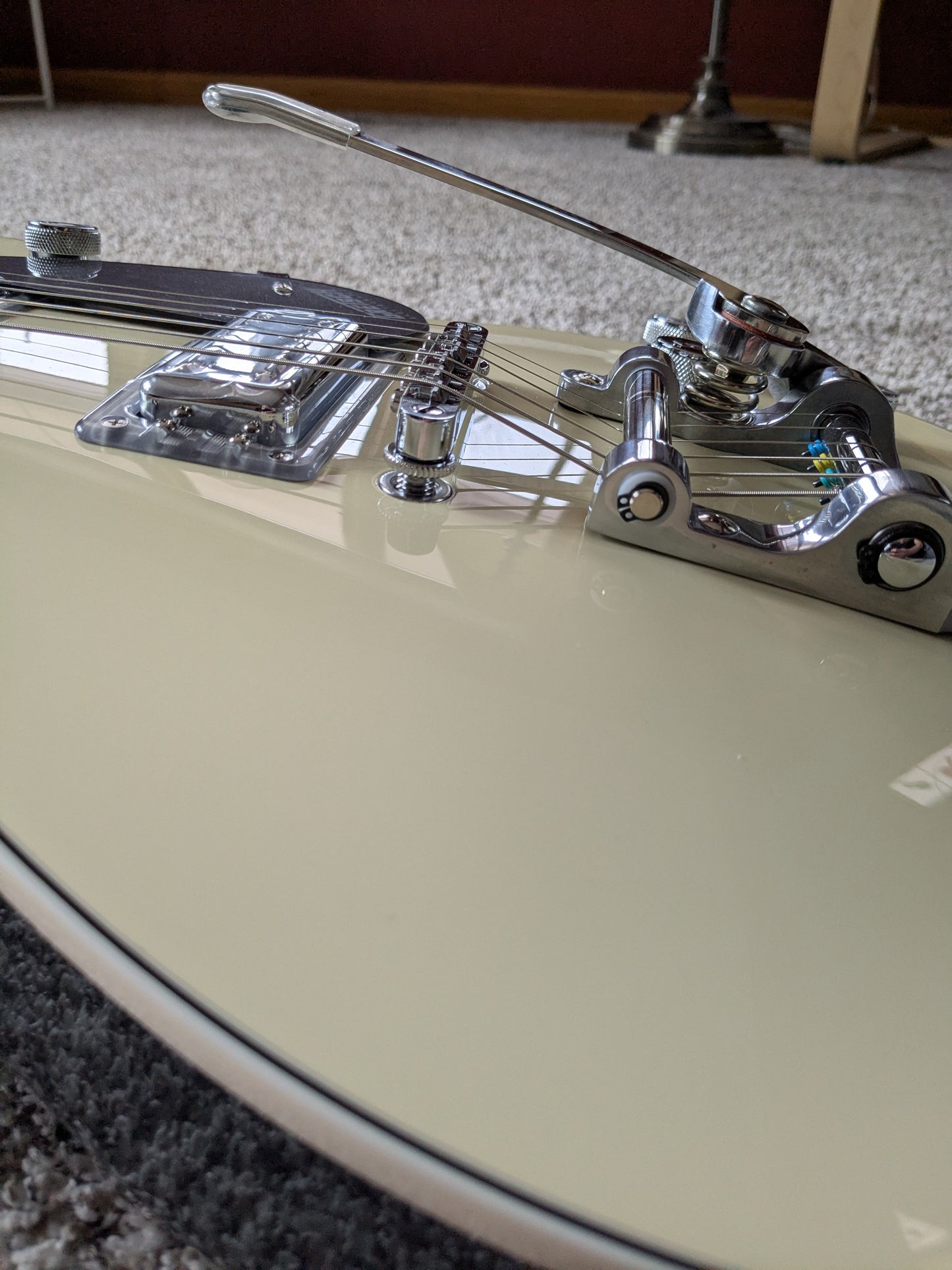Gretsch G5230T Electromatic Jet FT with Bigsby 2025 - Present - Two-Tone Vintage White/ London Grey