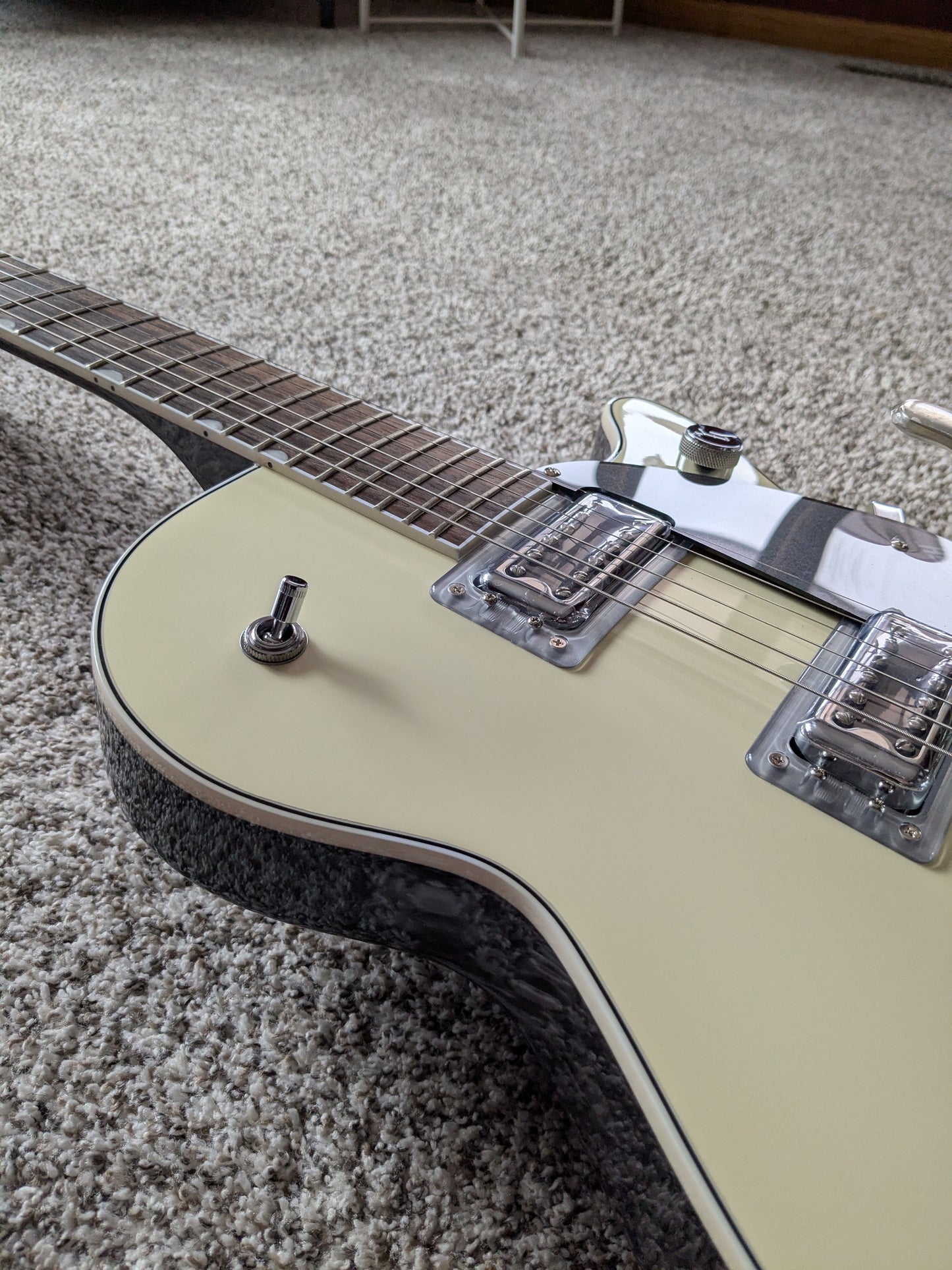 Gretsch G5230T Electromatic Jet FT with Bigsby 2025 - Present - Two-Tone Vintage White/ London Grey