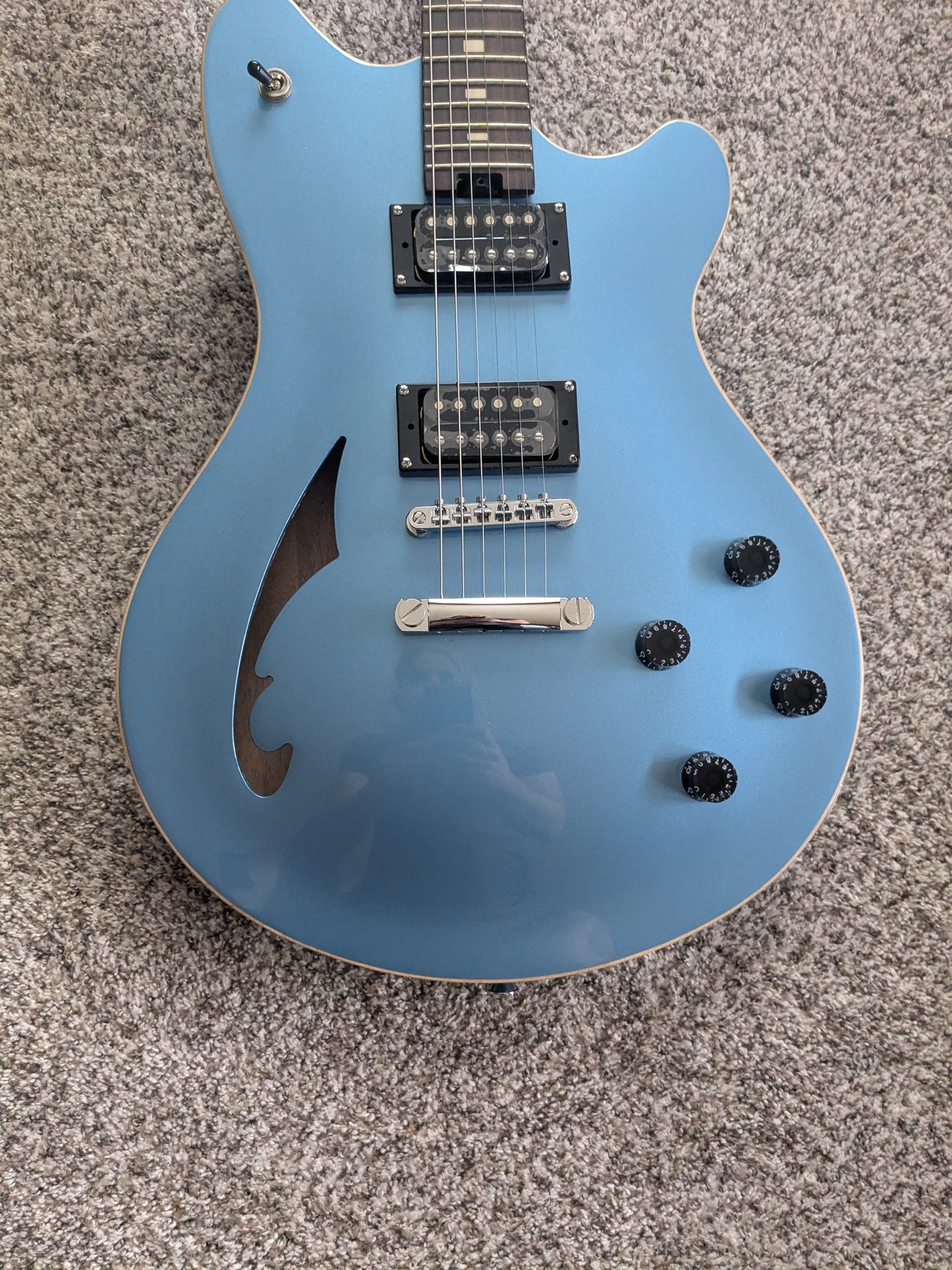 EVH SA-126 Standard 2025 - Present - Pelham Blue
