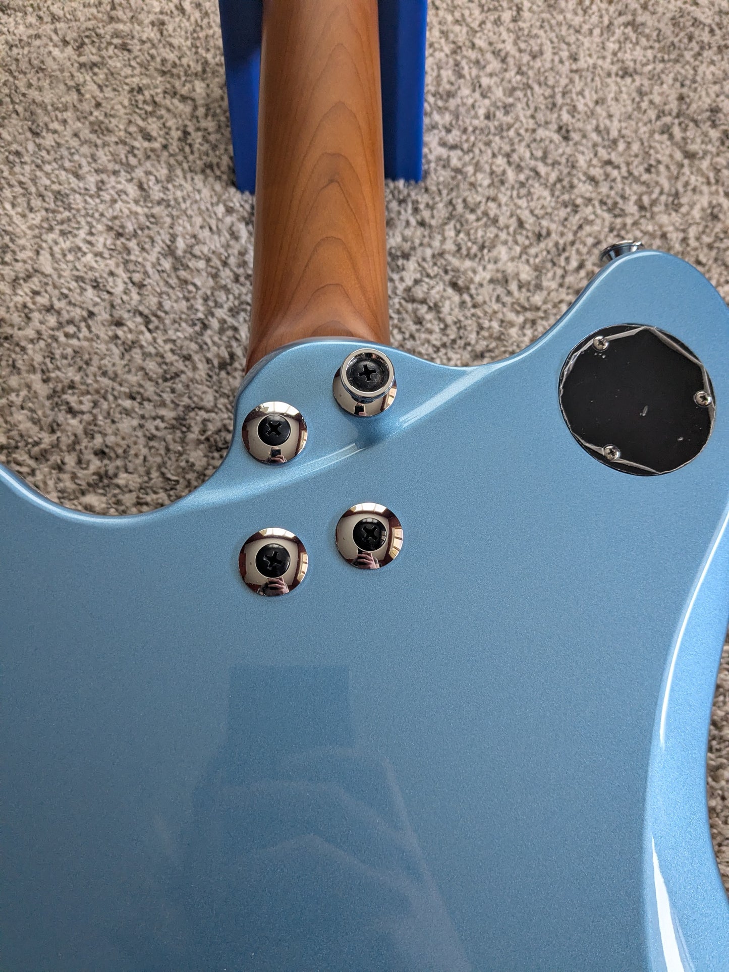 EVH SA-126 Standard 2025 - Present - Pelham Blue