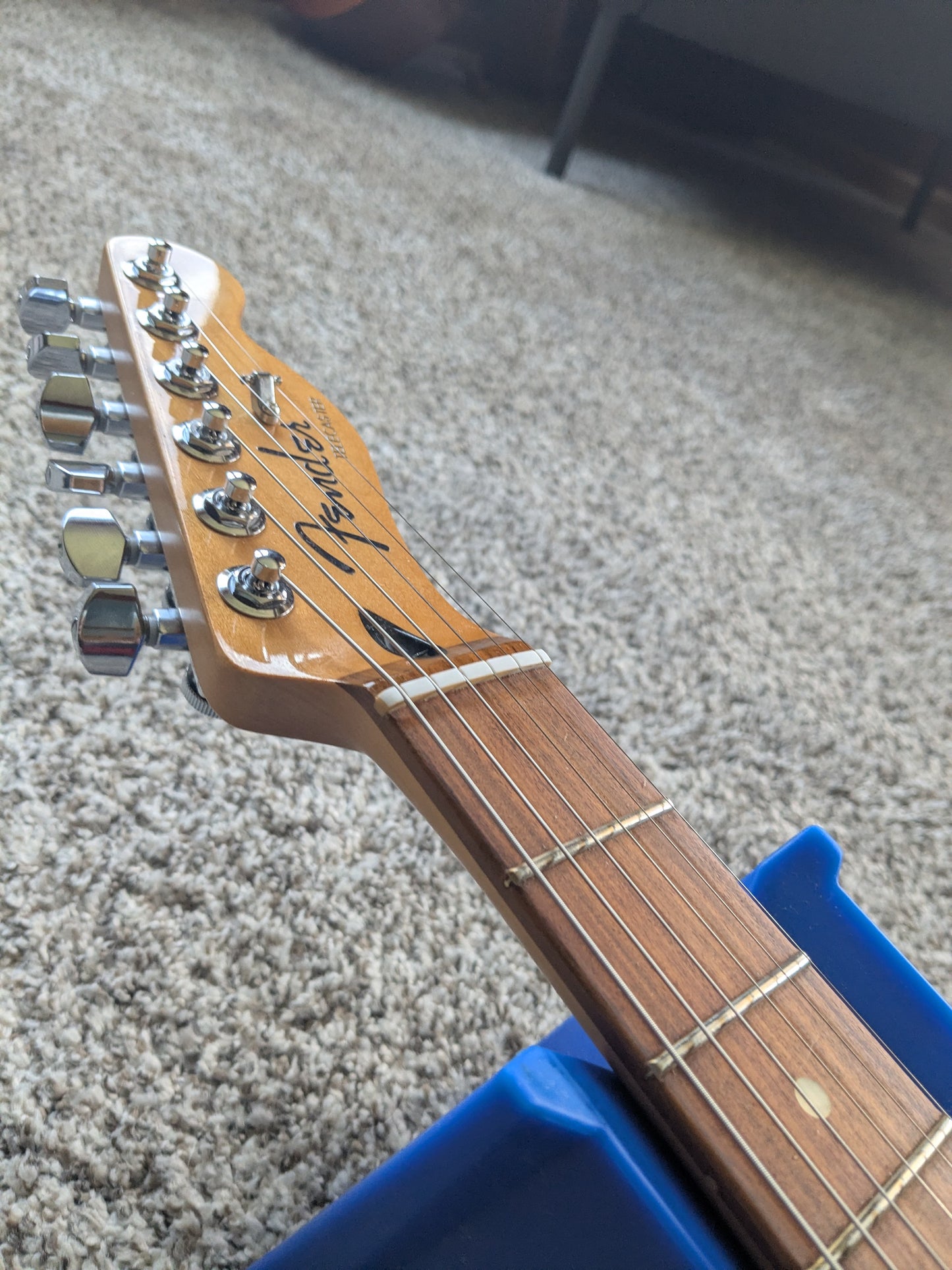 Fender Player Plus Telecaster 2024 - Crimson Red Transparent