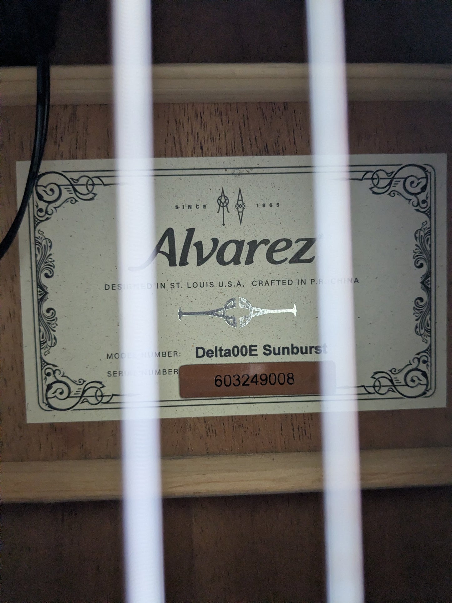 Alvarez Delta 00E-TSB Parlor 2020s - Tobacco Sunburst