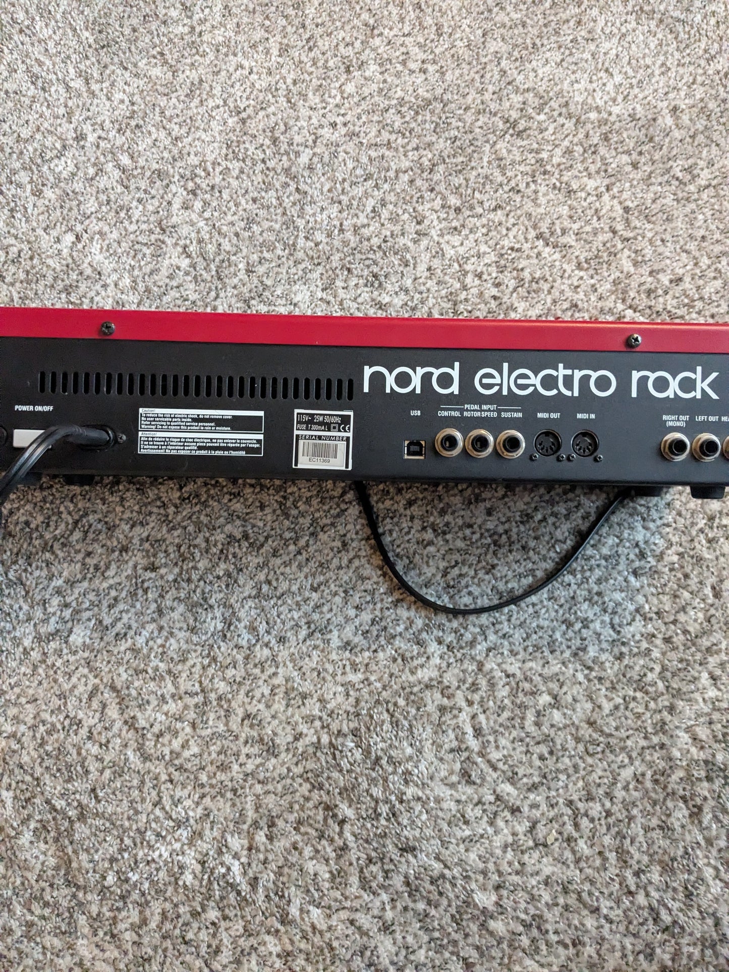 Nord Electro 2 Rack Rackmount Virtual Electromechanical Piano 2002 - 2009 - Red