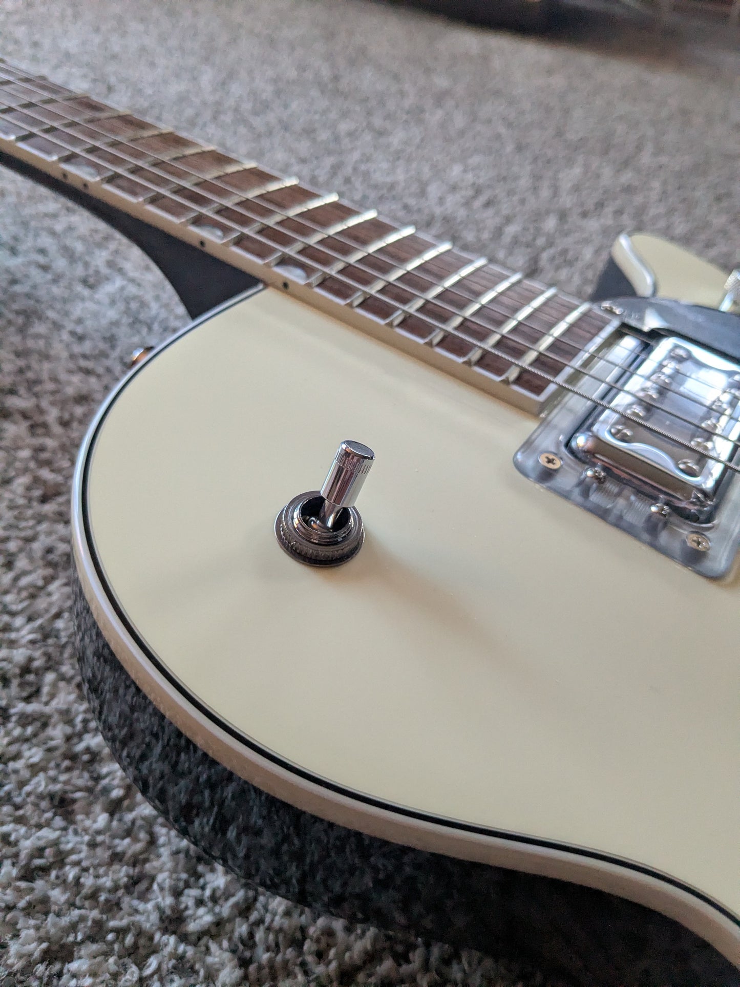 Gretsch G5230T Electromatic Jet FT with Bigsby 2025 - Present - Two-Tone Vintage White/ London Grey