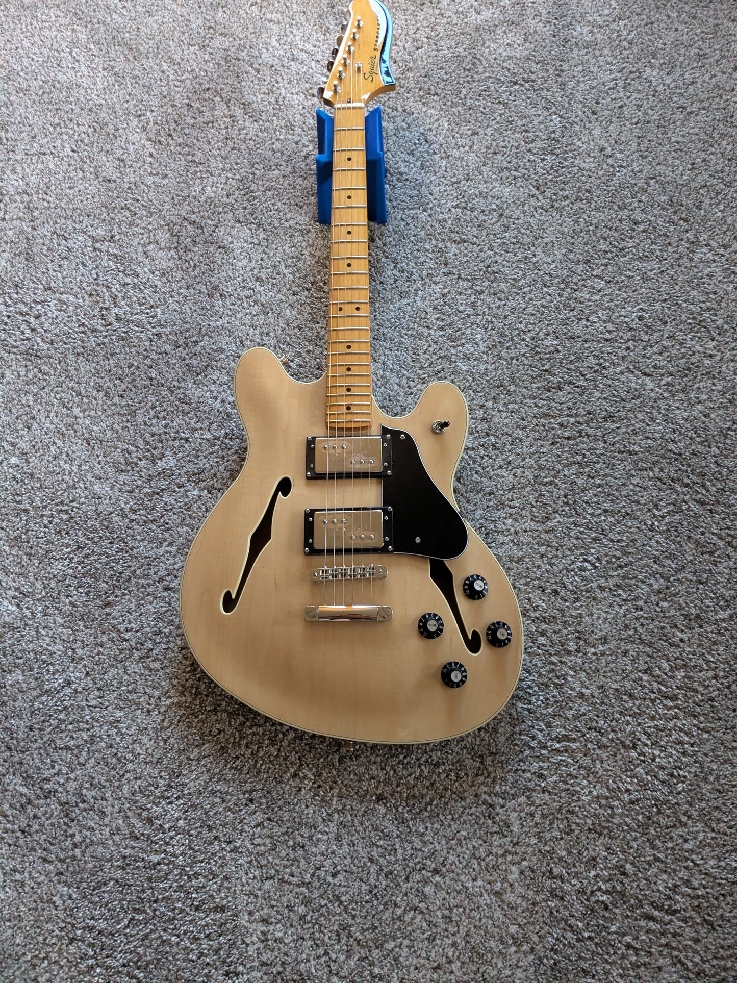 Squier Classic Vibe Starcaster 2025 Natural (set-up)