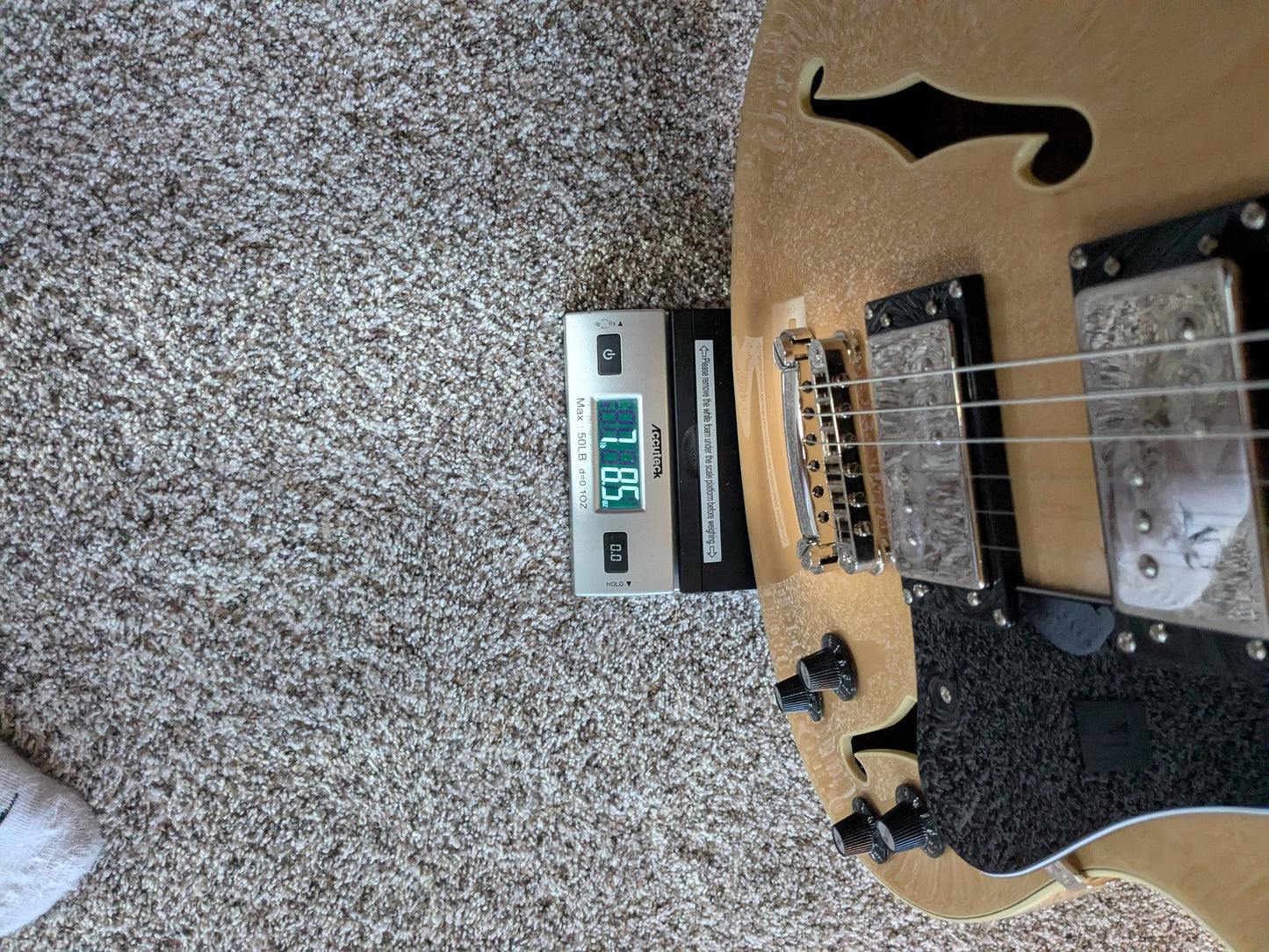 Squier Classic Vibe Starcaster 2025 Natural (set-up)