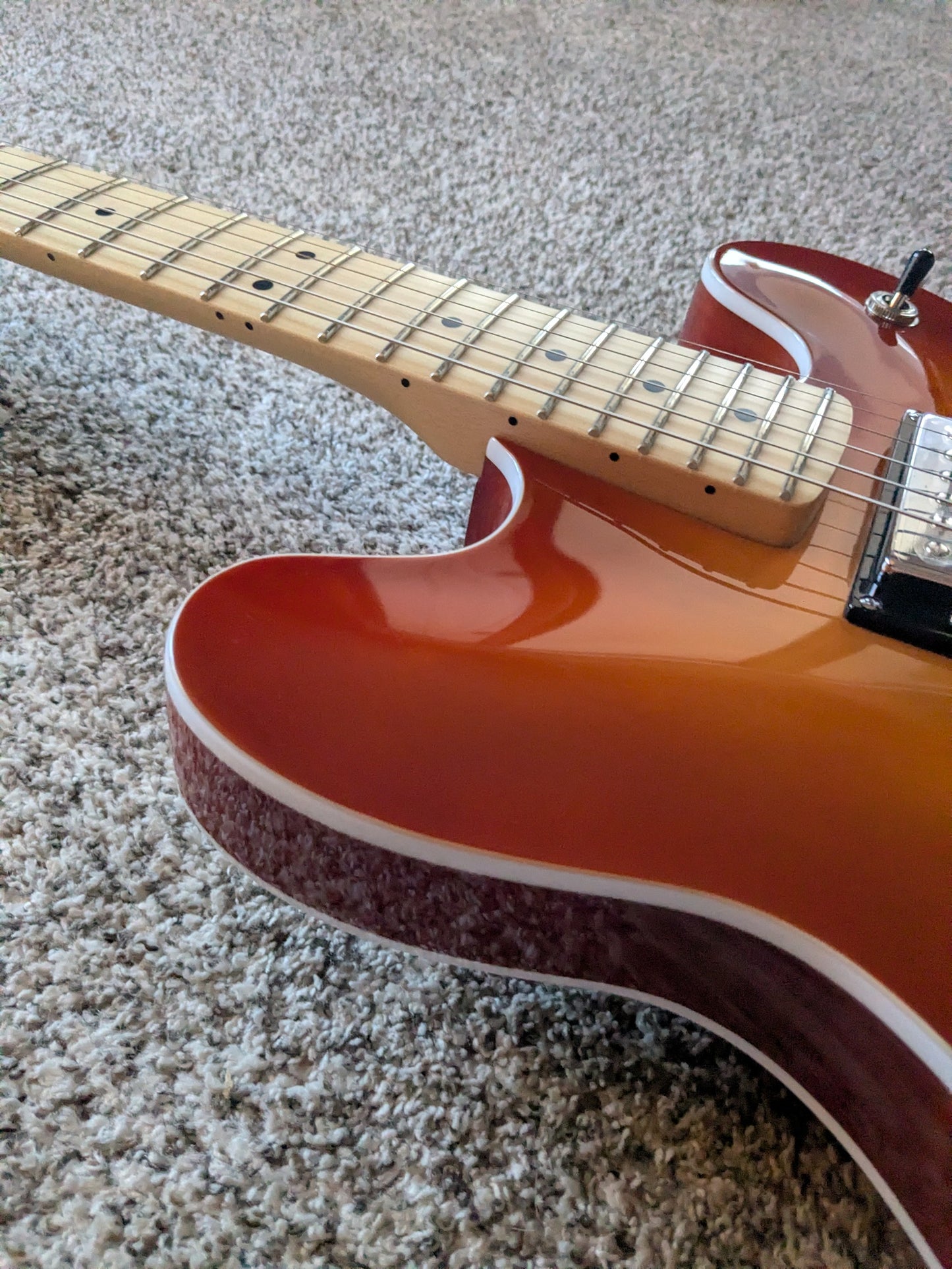 Squier Affinity Starcaster Deluxe 2024 - Present - Sienna Sunburst