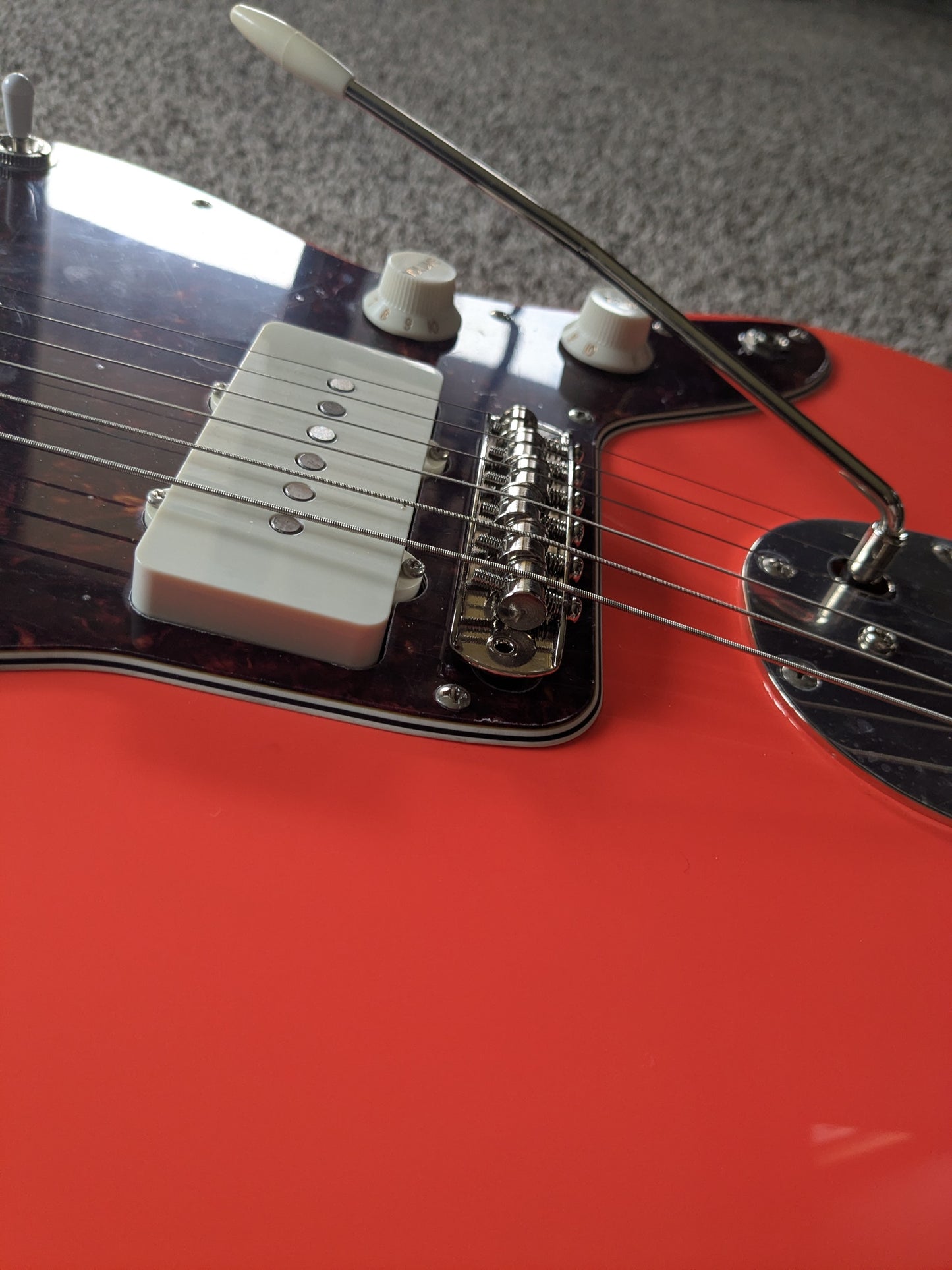 Squier Classic Vibe '60s Jazzmaster 2025 - Present - Tahitian Coral