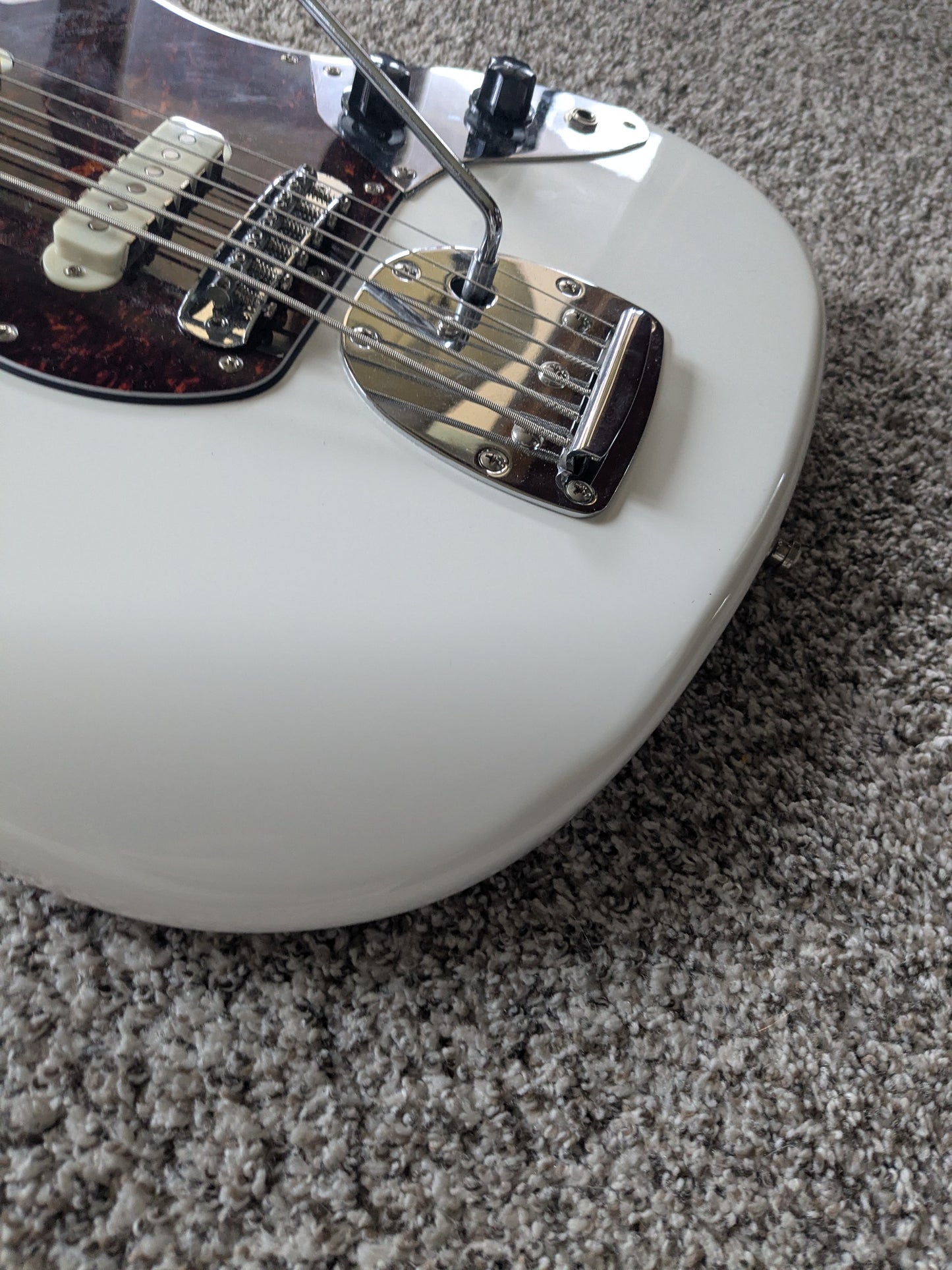 Squier Vintage Modified Bass VI 2014 - 2018 - Olympic White
