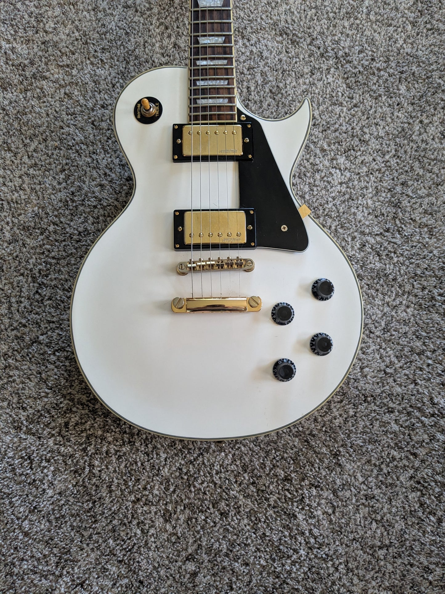 Vintage V100-AW Chrome Hardware Reissued Series Single Cut 2010s - Arctic White