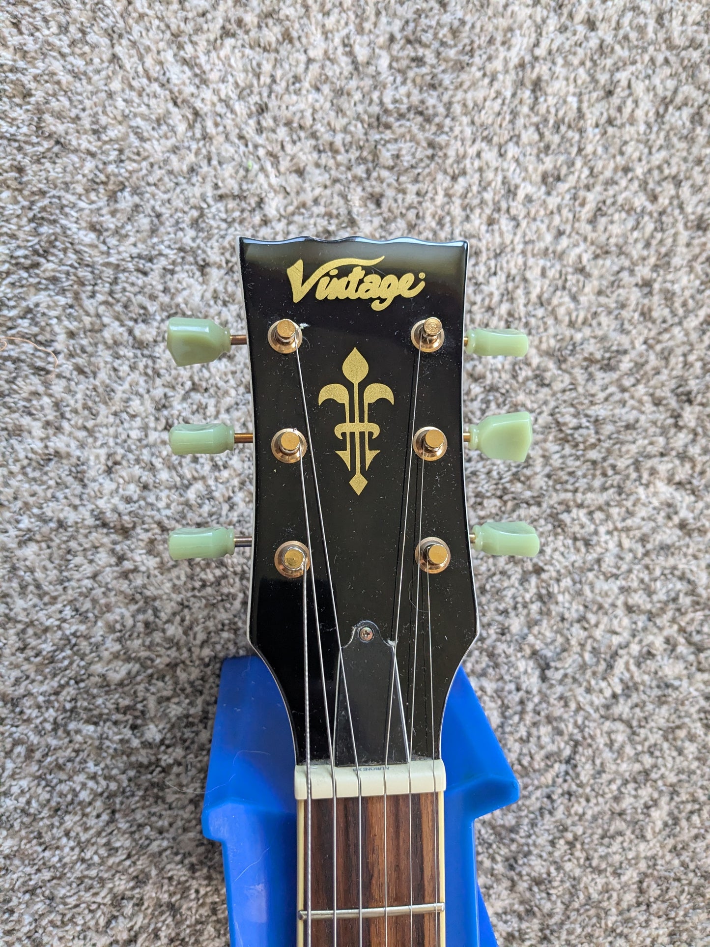 Vintage V100-AW Chrome Hardware Reissued Series Single Cut 2010s - Arctic White