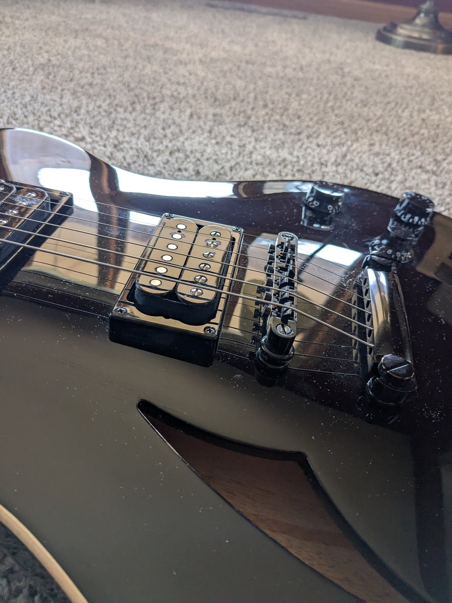 EVH SA-126 Standard 2025 - Present - Piano Black