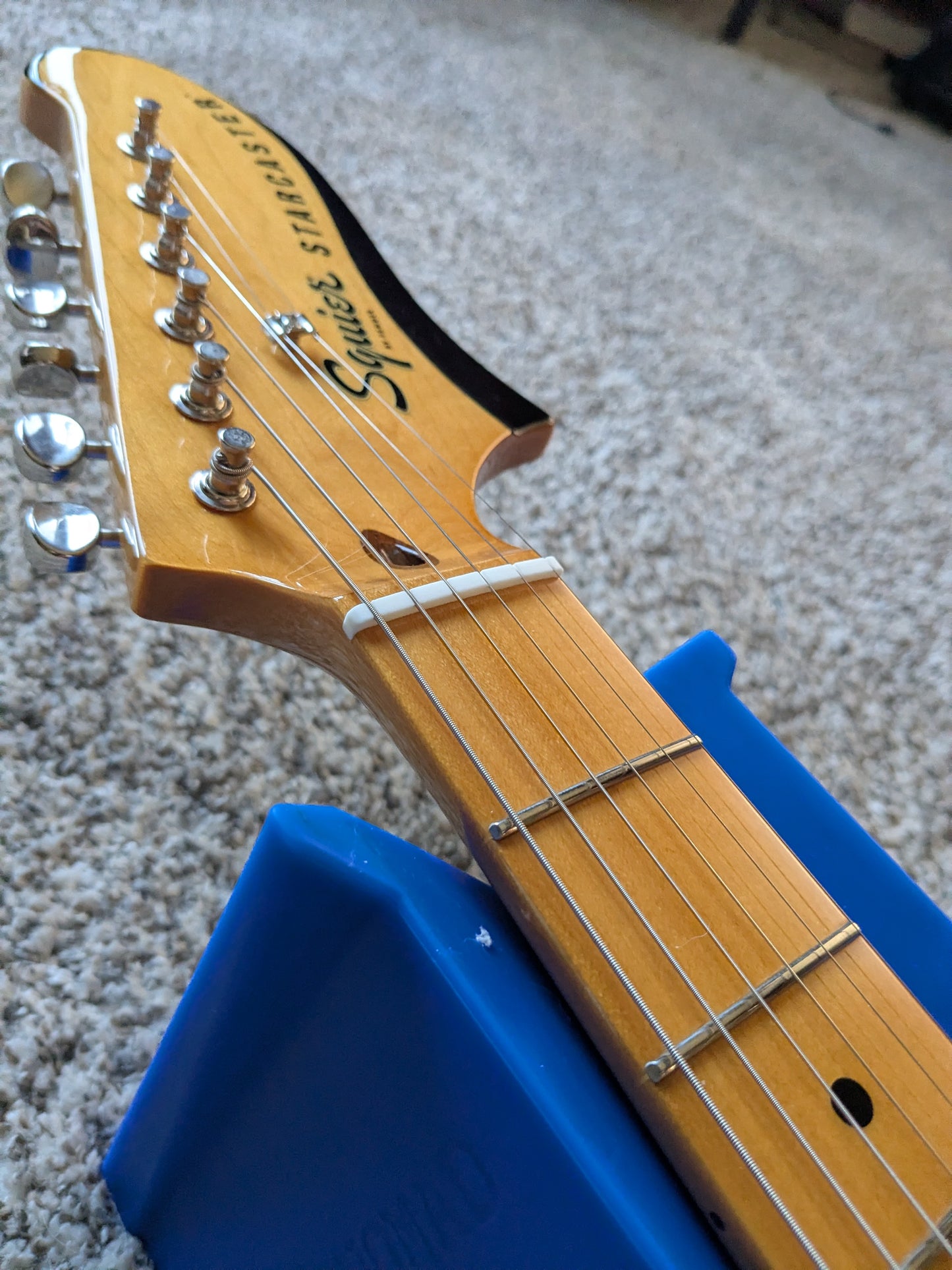Squier Classic Vibe Starcaster 2025 Natural (set-up)