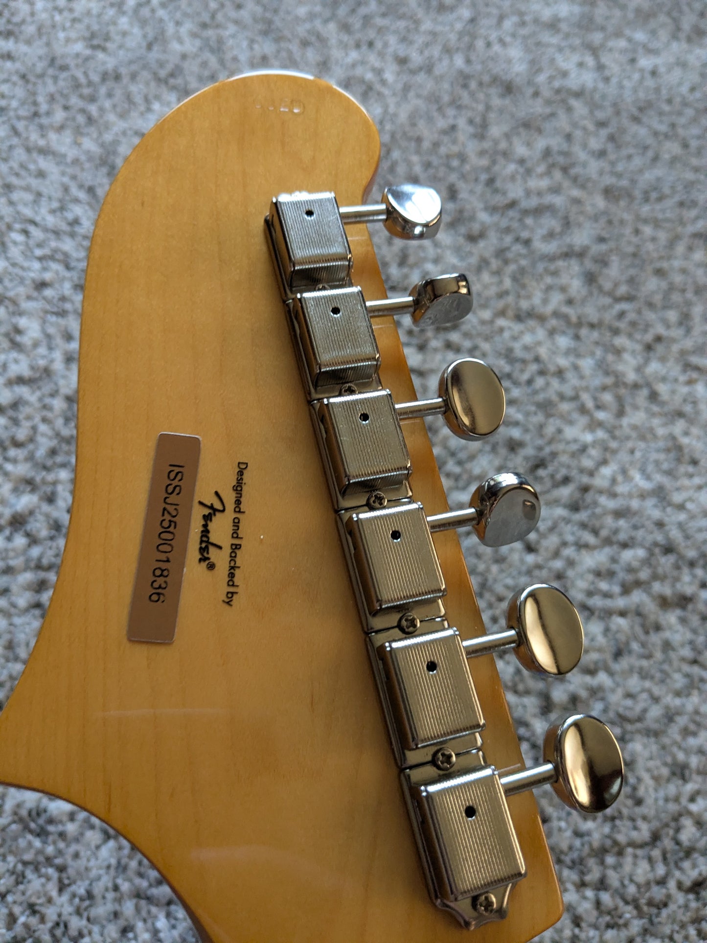 Squier Classic Vibe Starcaster 2025 Natural (set-up)
