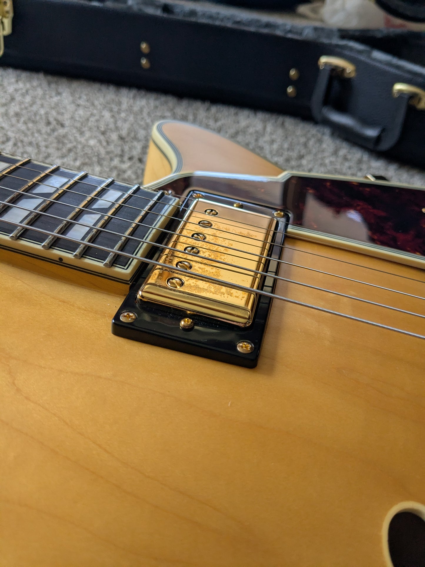 D'Angelico Deluxe SS with Stairstep Tailpiece 2021 - Present - Satin Honey