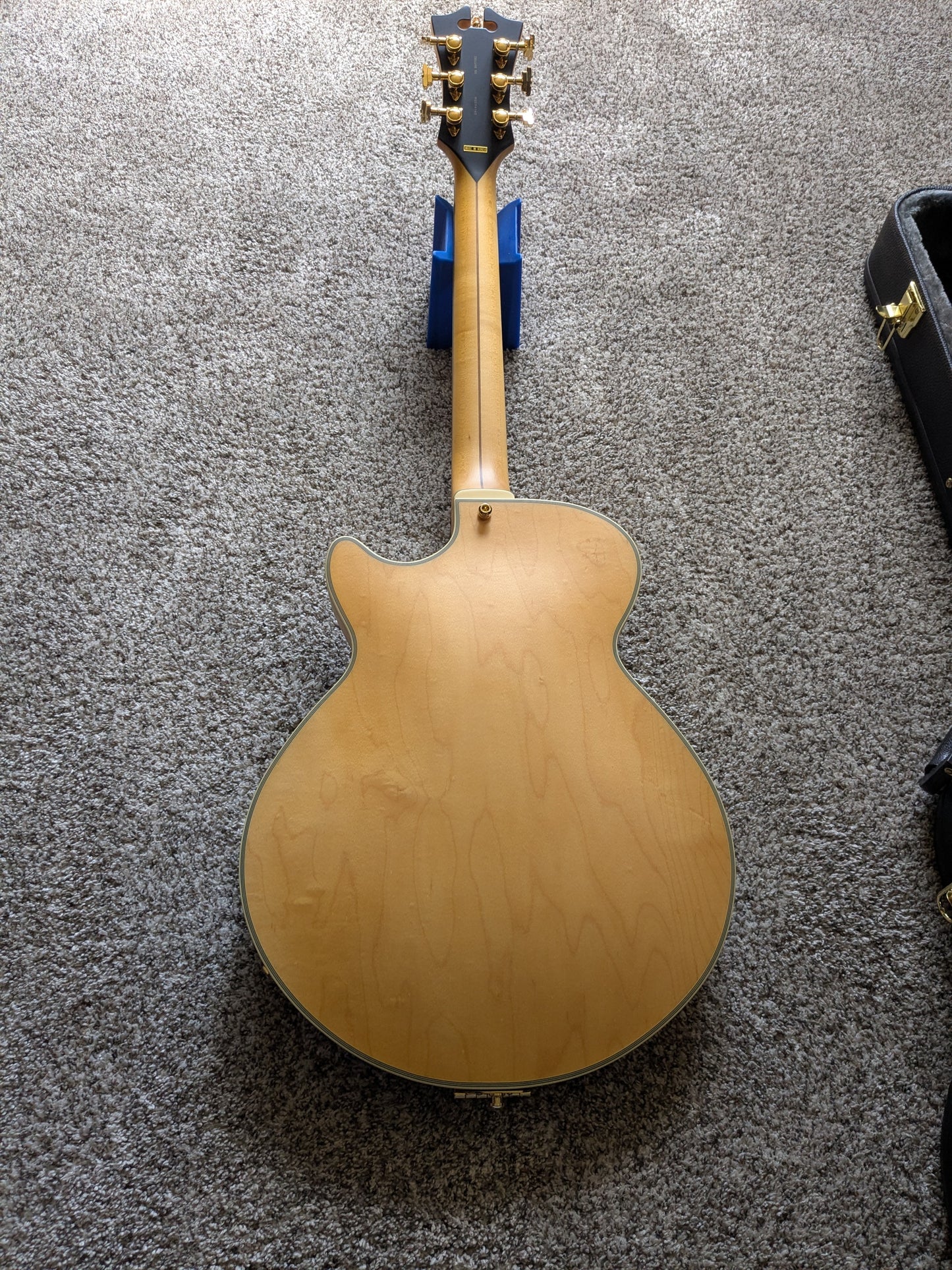 D'Angelico Deluxe SS with Stairstep Tailpiece 2021 - Present - Satin Honey