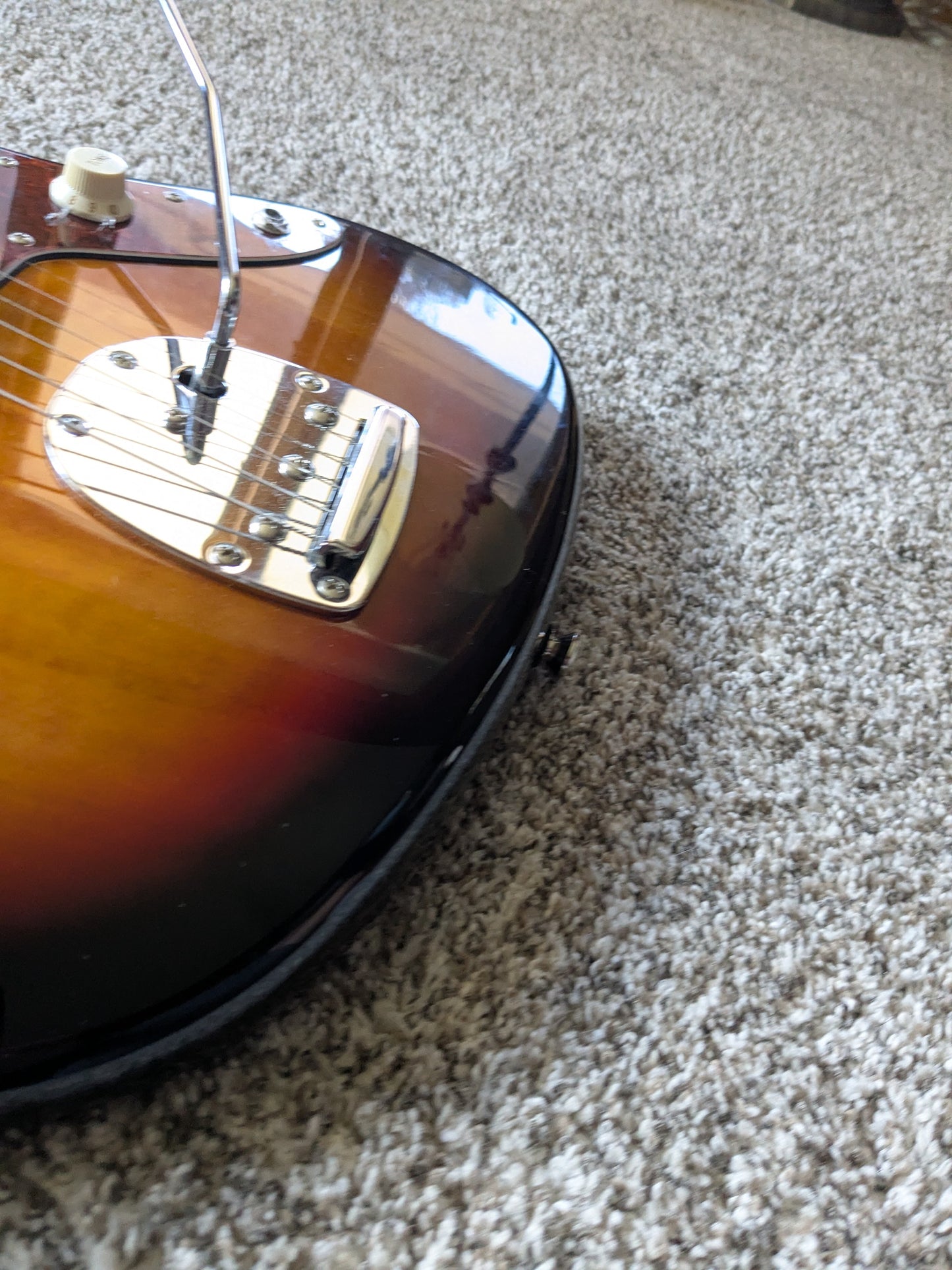Squier Vintage Modified Jazzmaster with Rosewood Fretboard 2012 - 2017 - 3-Color Sunburst