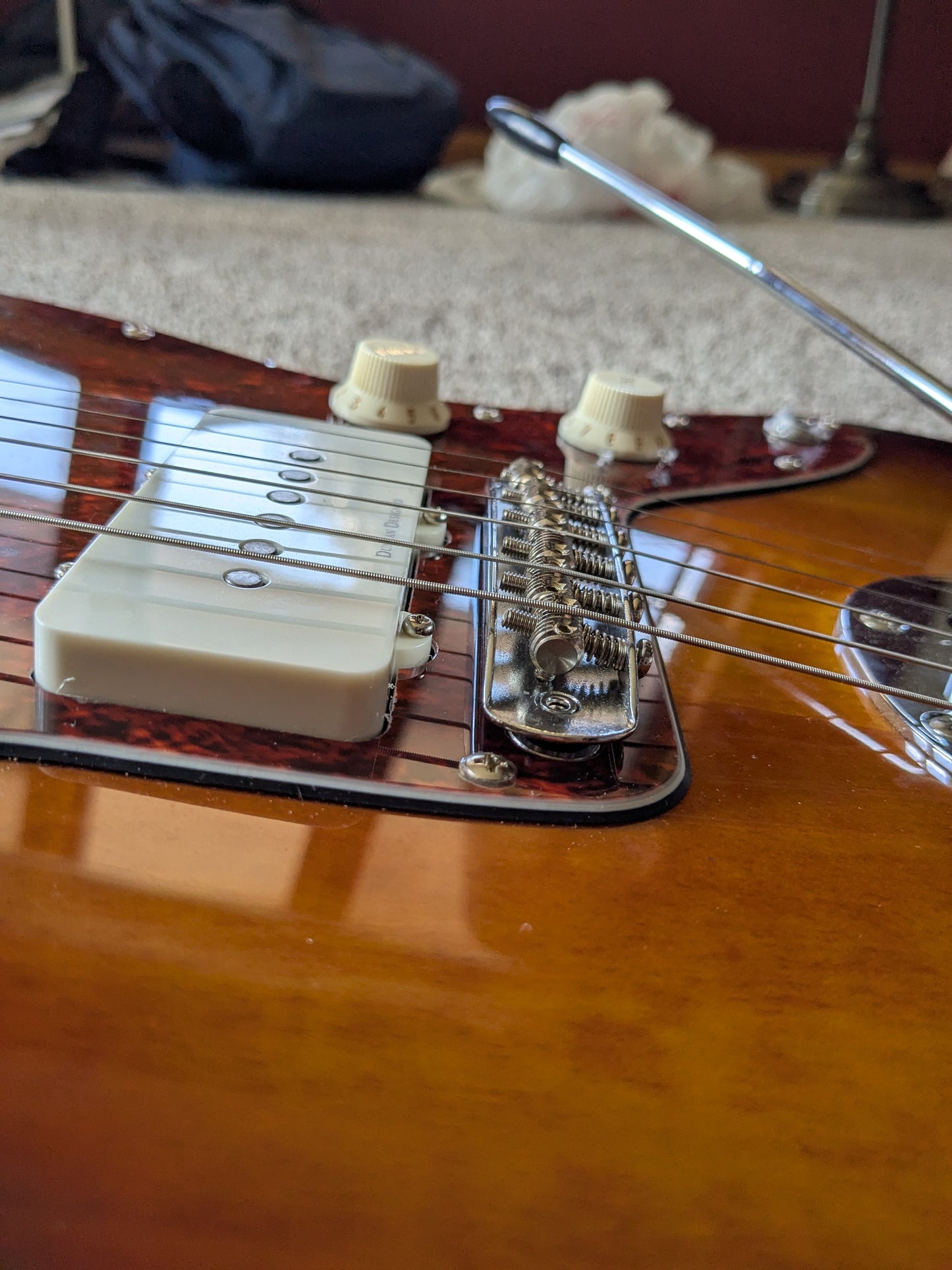 Squier Vintage Modified Jazzmaster with Rosewood Fretboard 2012 - 2017 - 3-Color Sunburst