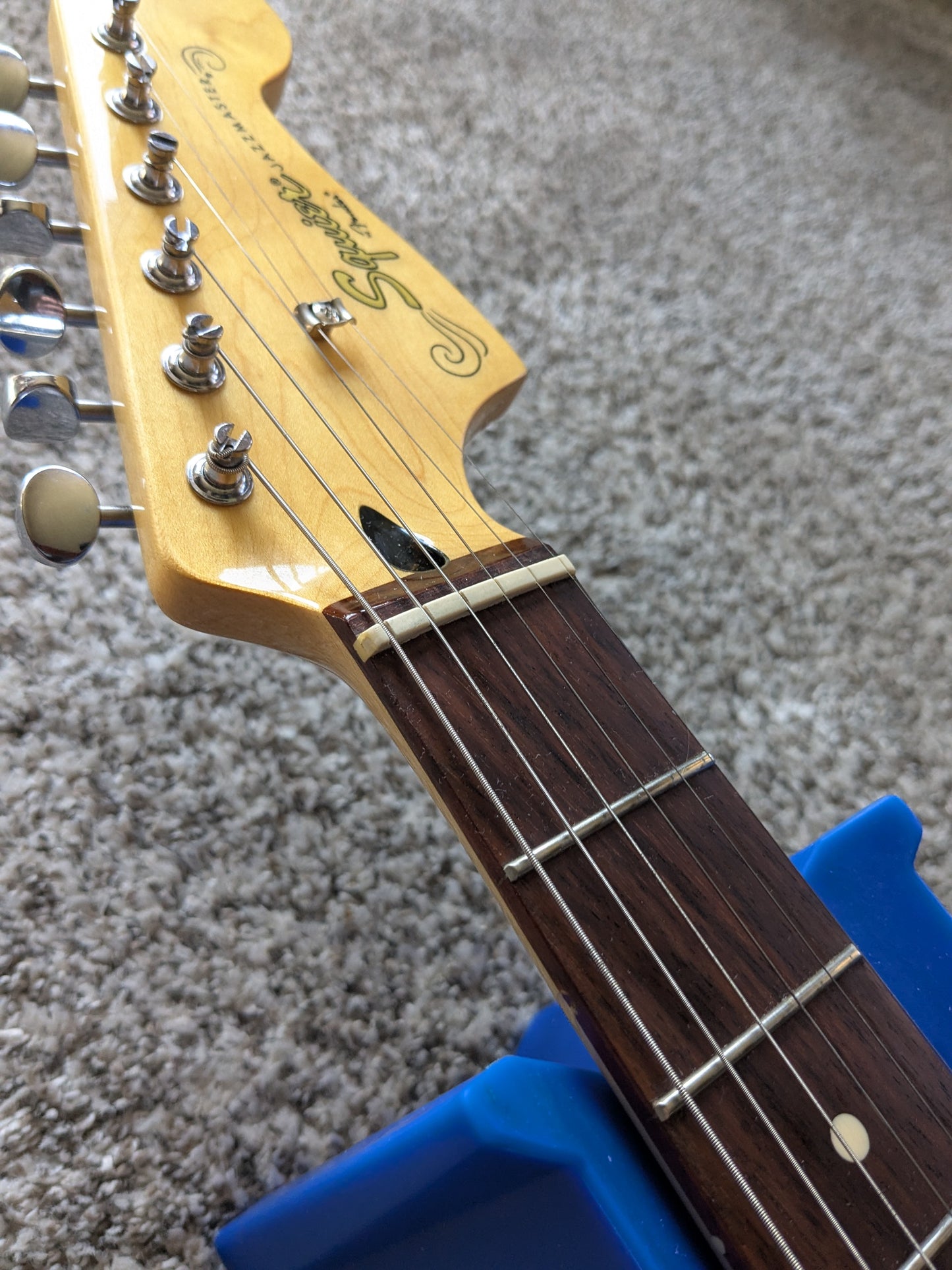 Squier Vintage Modified Jazzmaster with Rosewood Fretboard 2012 - 2017 - 3-Color Sunburst