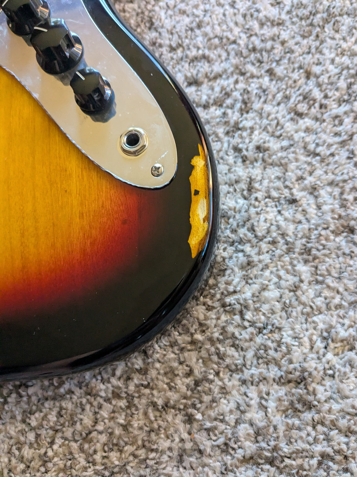 Squier Classic Vibe '60s Jazz Bass Fretless 2019 - Present - 3-Color Sunburst
