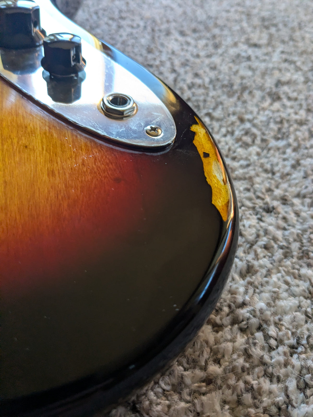 Squier Classic Vibe '60s Jazz Bass Fretless 2019 - Present - 3-Color Sunburst