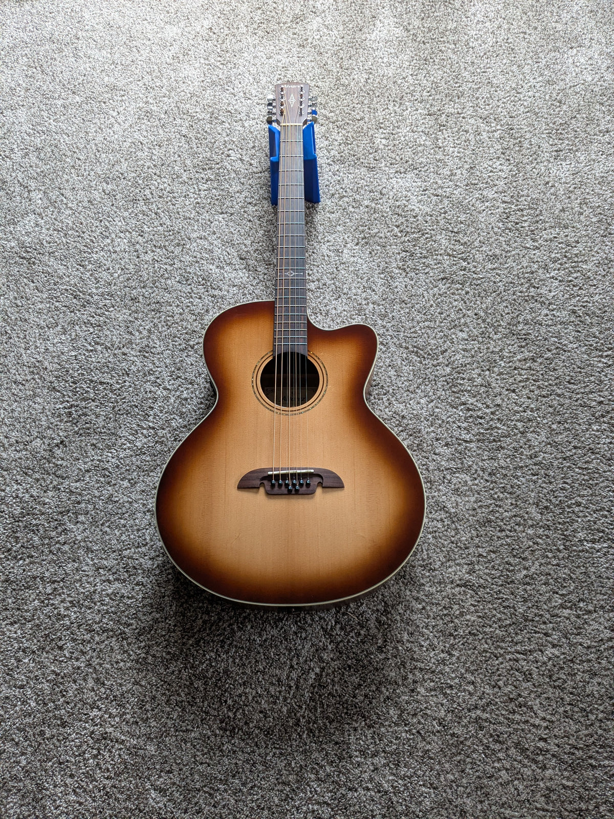 Alvarez ABT60CE Baritone 8-String with Electronics 2020s - Shadowburst