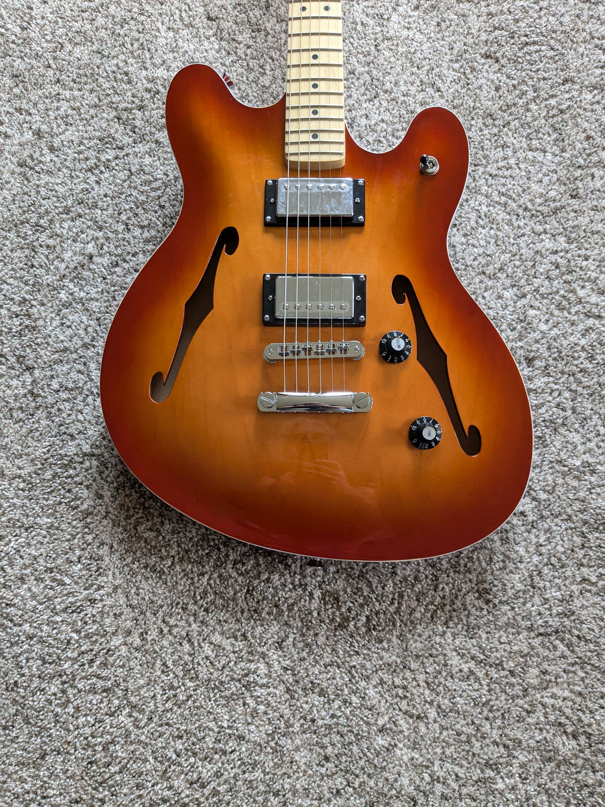 Squier Affinity Starcaster Deluxe 2024 - Present - Sienna Sunburst